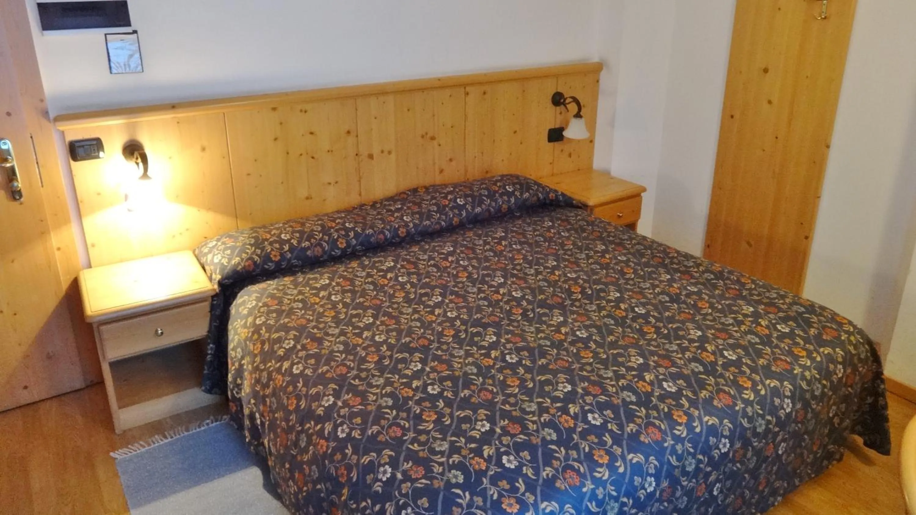 Bed in Hotel Giardino