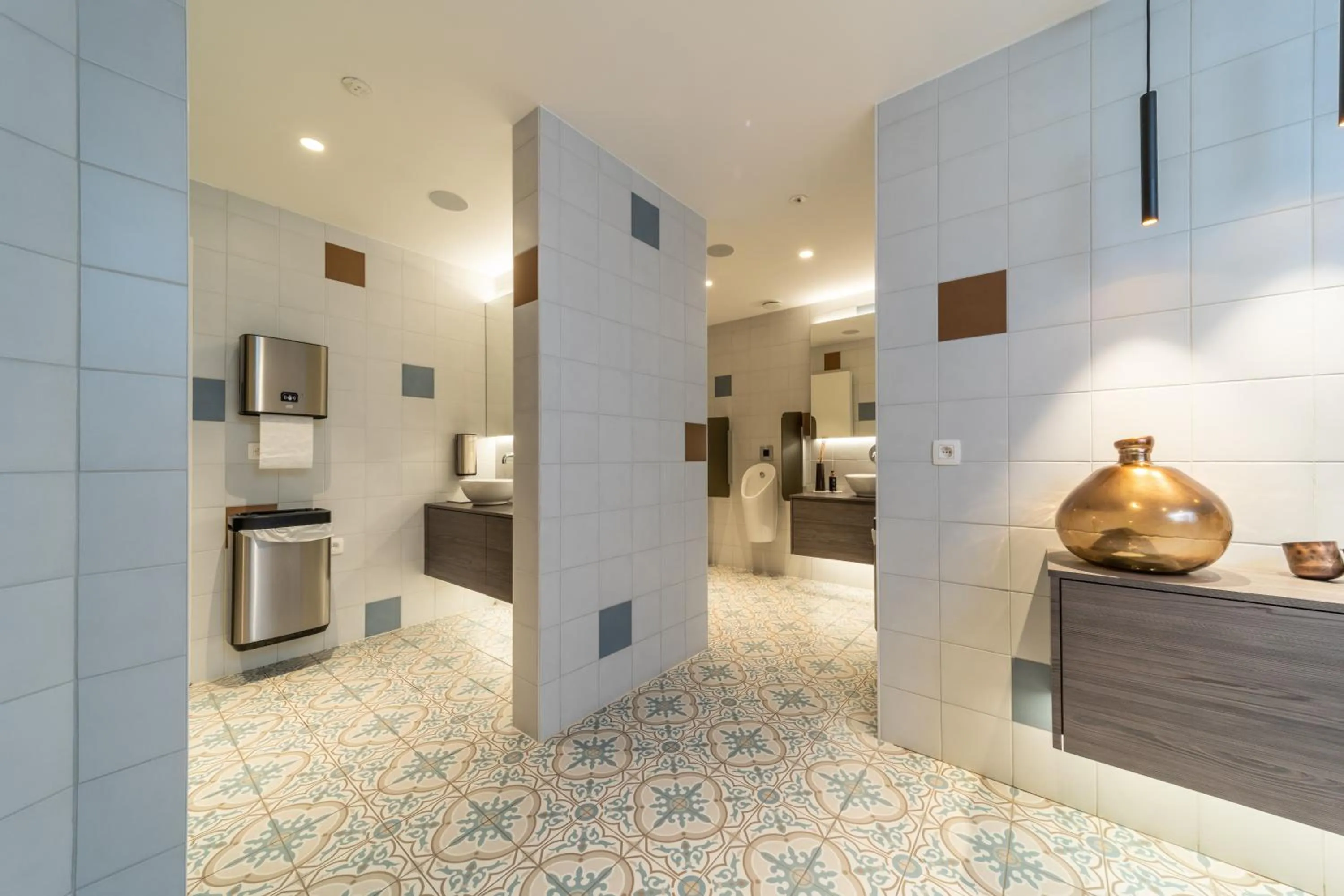 Toilet in Hotel Cajou