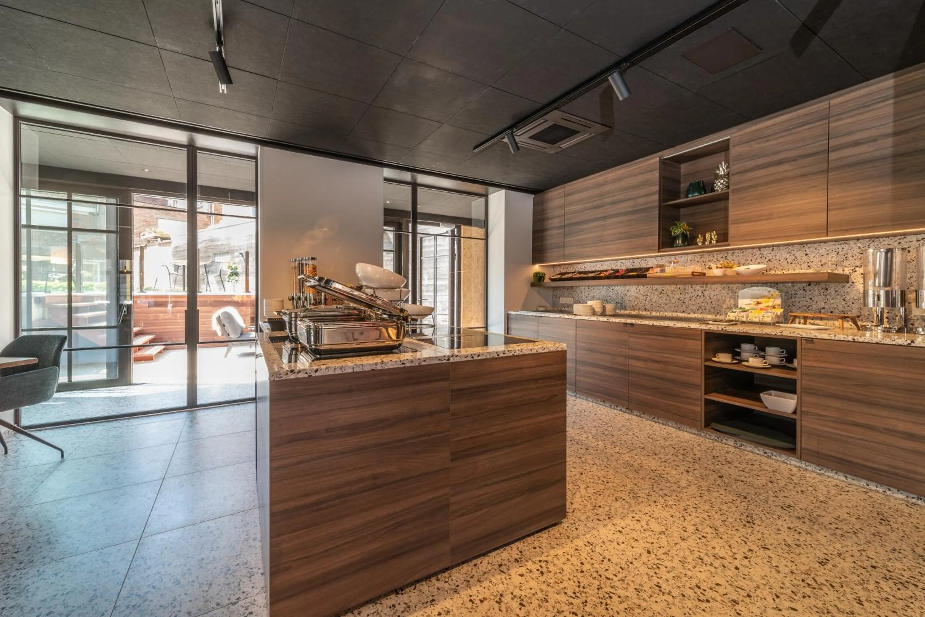 Buffet breakfast in Hotel Cajou