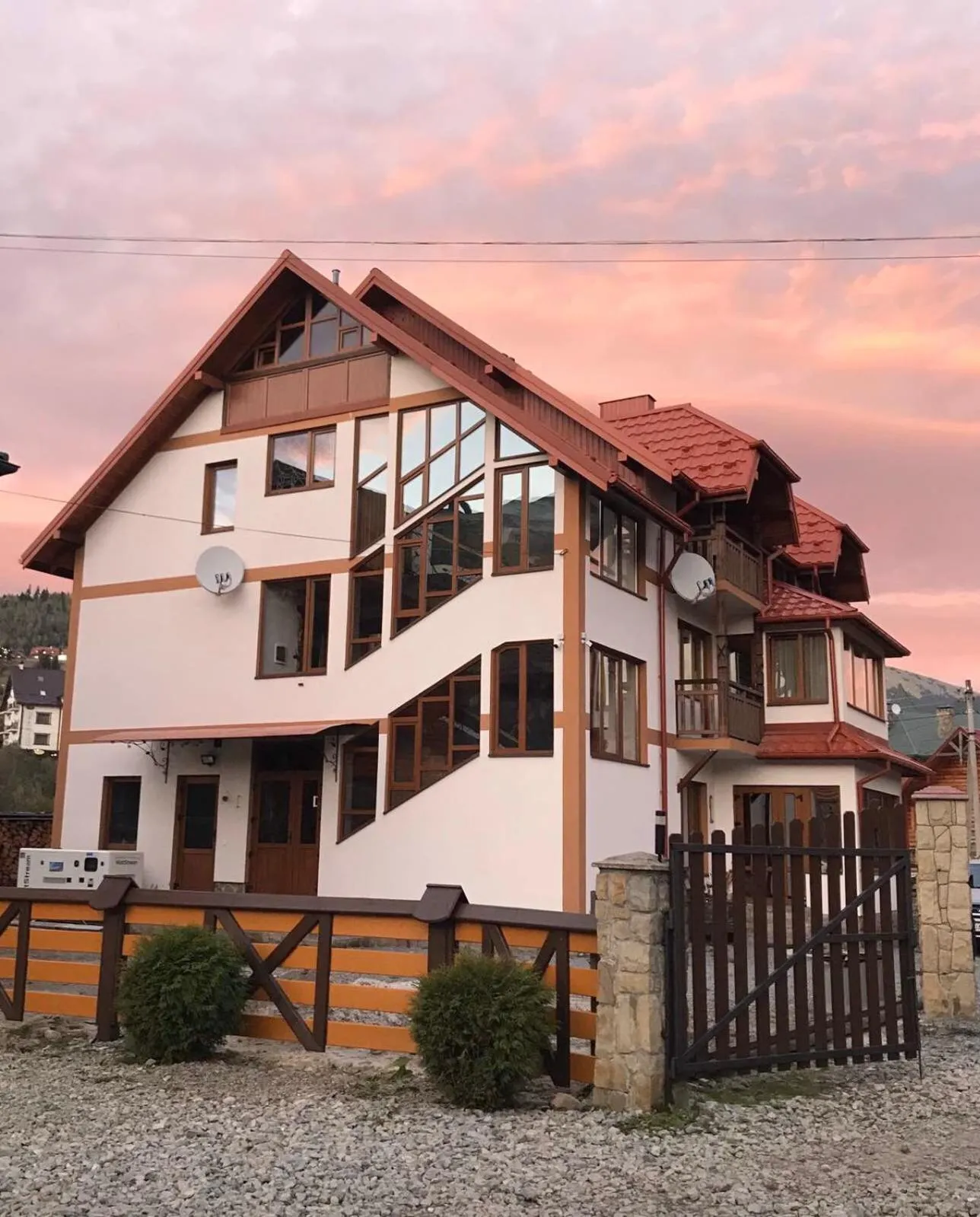 Superior Family Room in Zatyshok nad Prutom