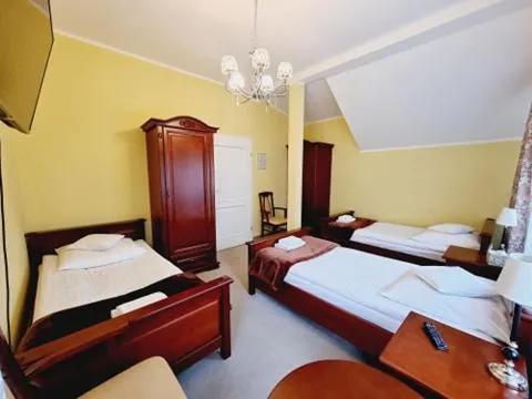 Garden view, Bed in BTHouse, Pokoje Gościnne