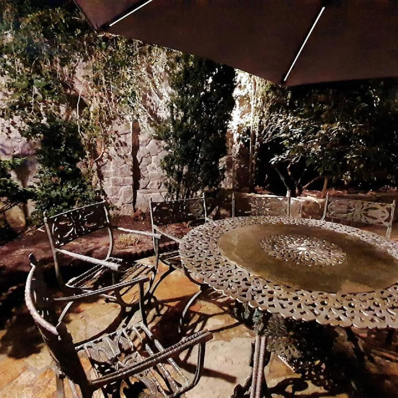 Garden in BTHouse, Pokoje Gościnne