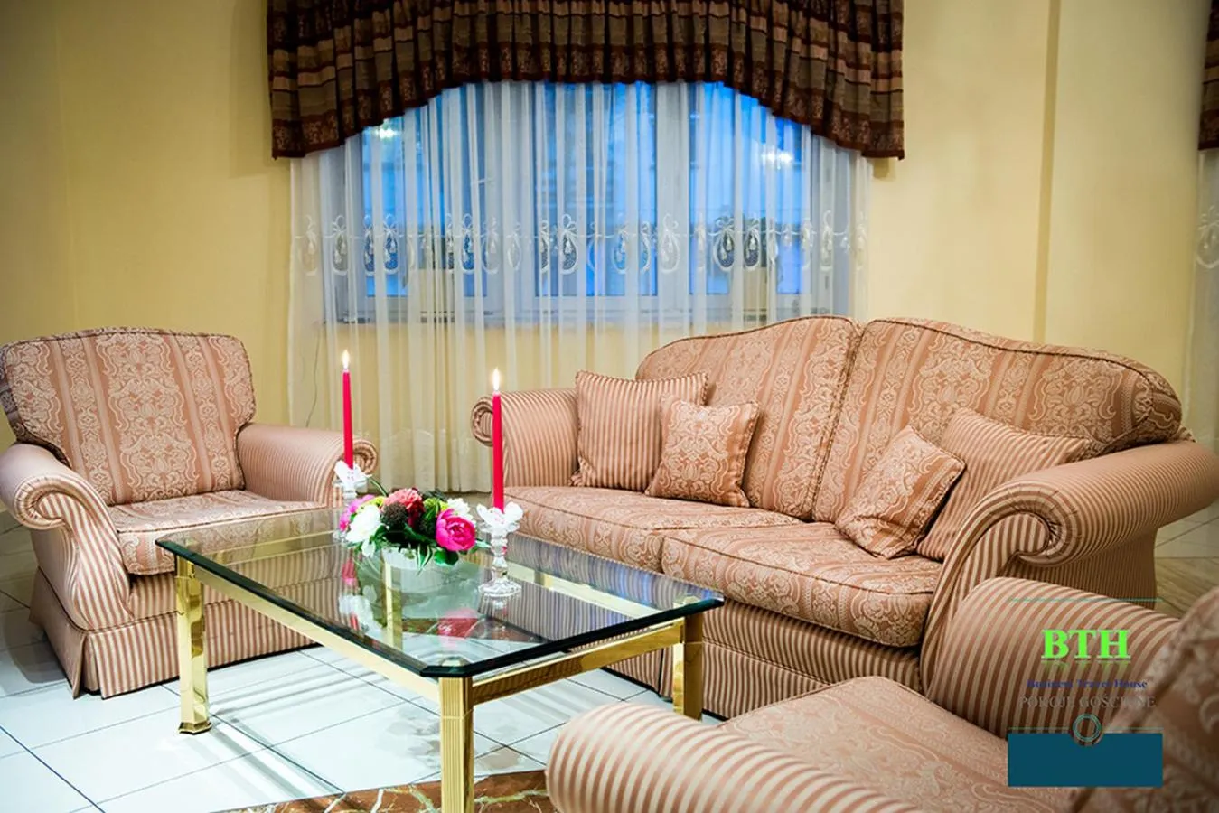 Communal lounge/ TV room in BTHouse, Pokoje Gościnne