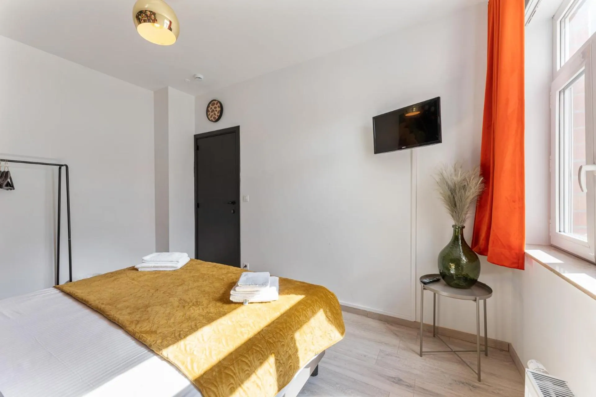 Photo of the whole room, Bed in The Chocolate Suites