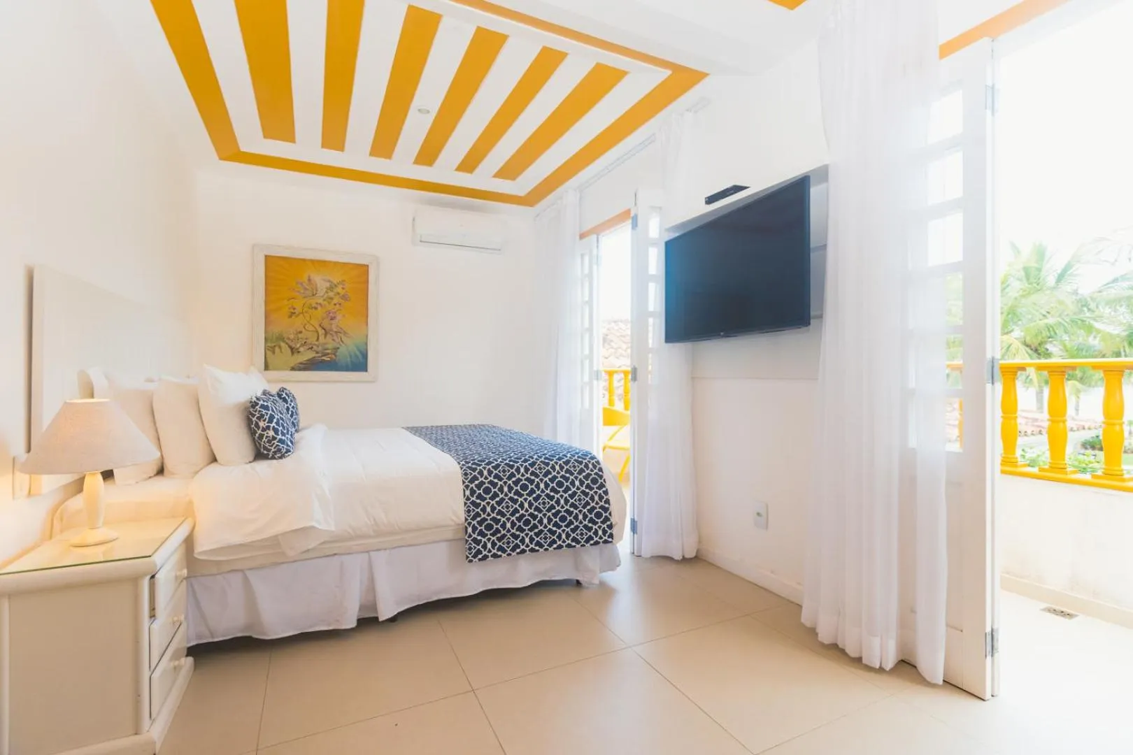 Bedroom, Bed in Villa Raphael