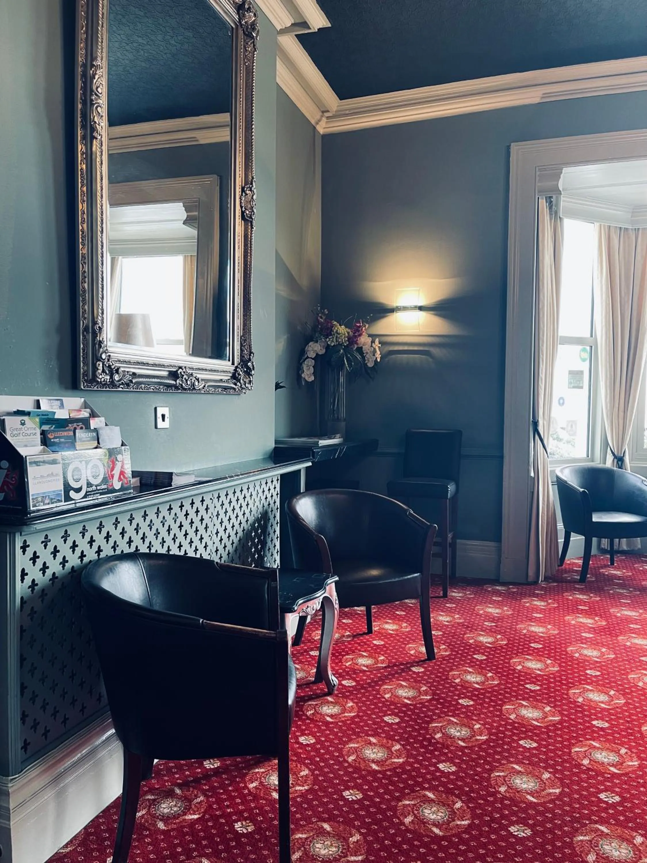 Lobby or reception in Merrion Hotel