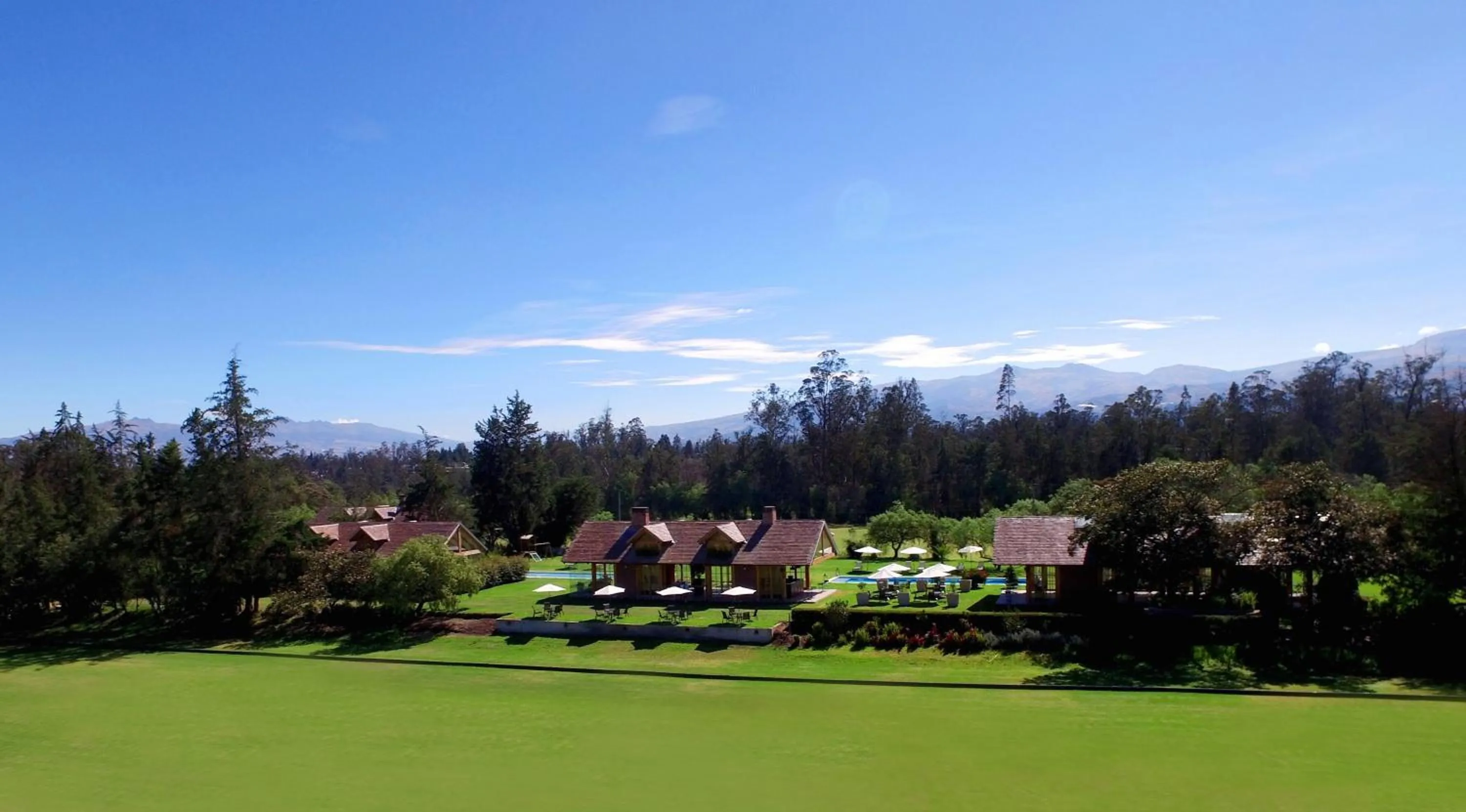 Restaurant/places to eat in La Palma Polo Hotel - Airport Area