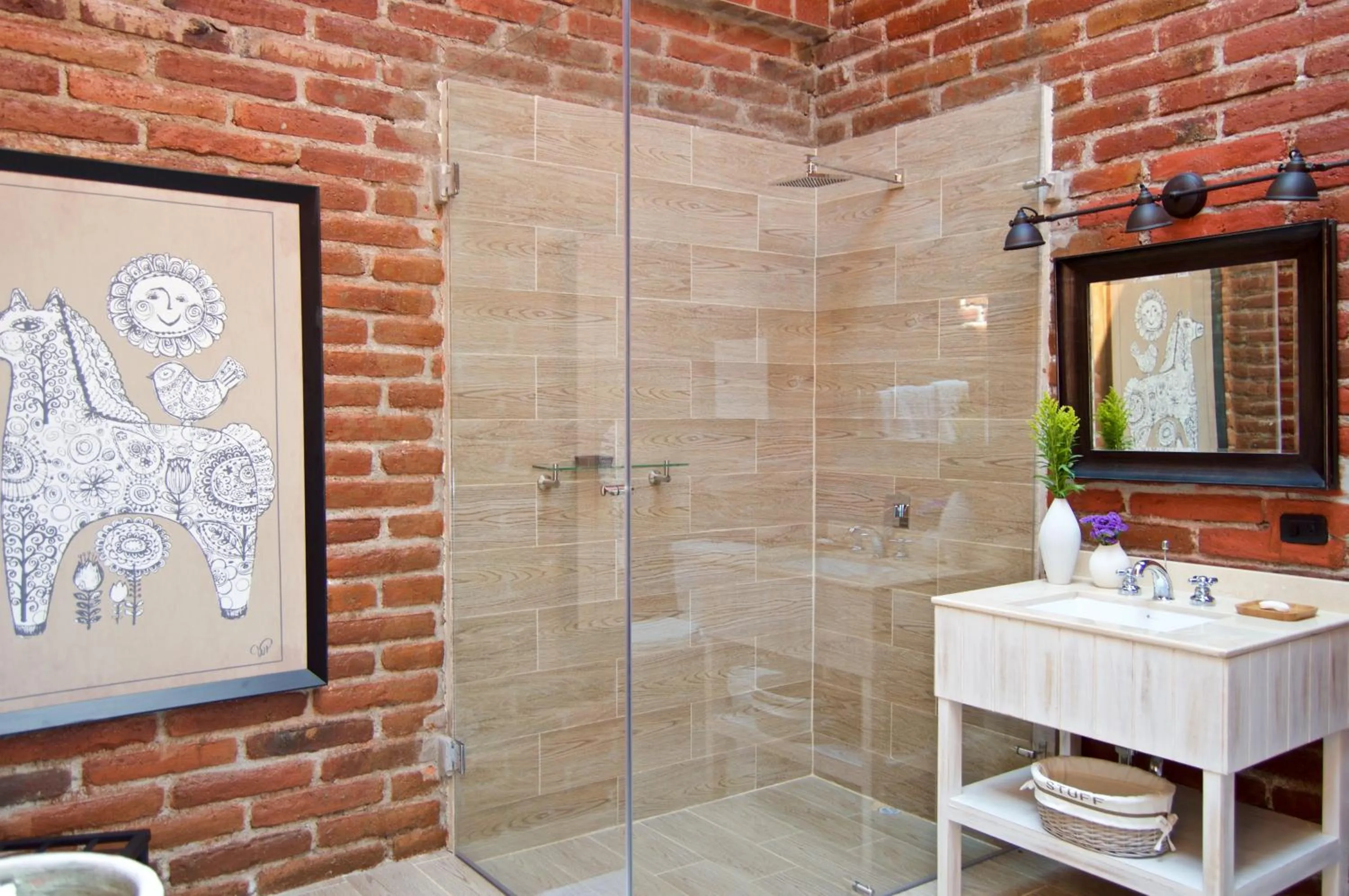 Bathroom in La Palma Polo Hotel - Airport Area