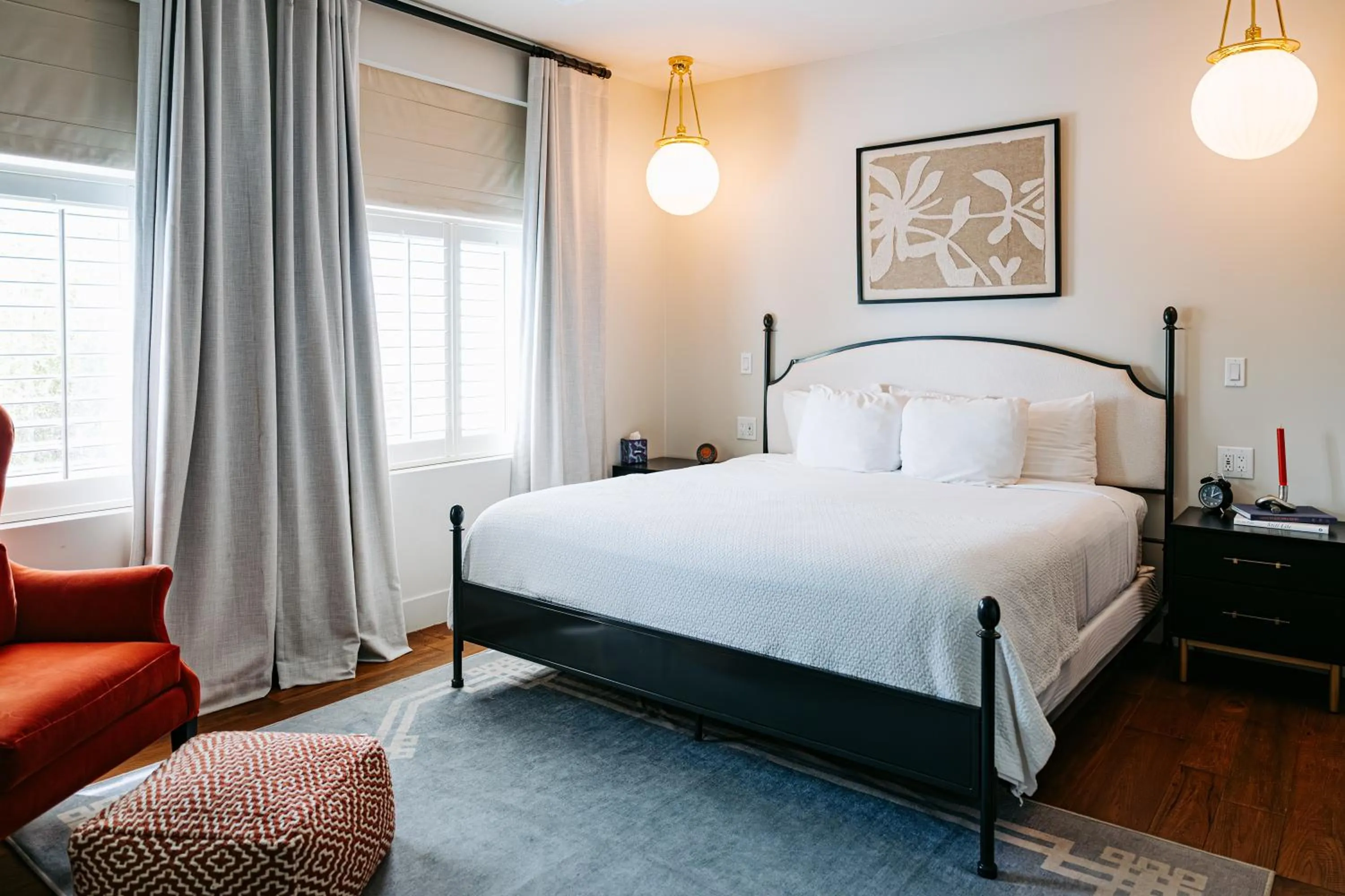 Photo of the whole room, Bed in Bespoke Inn Scottsdale