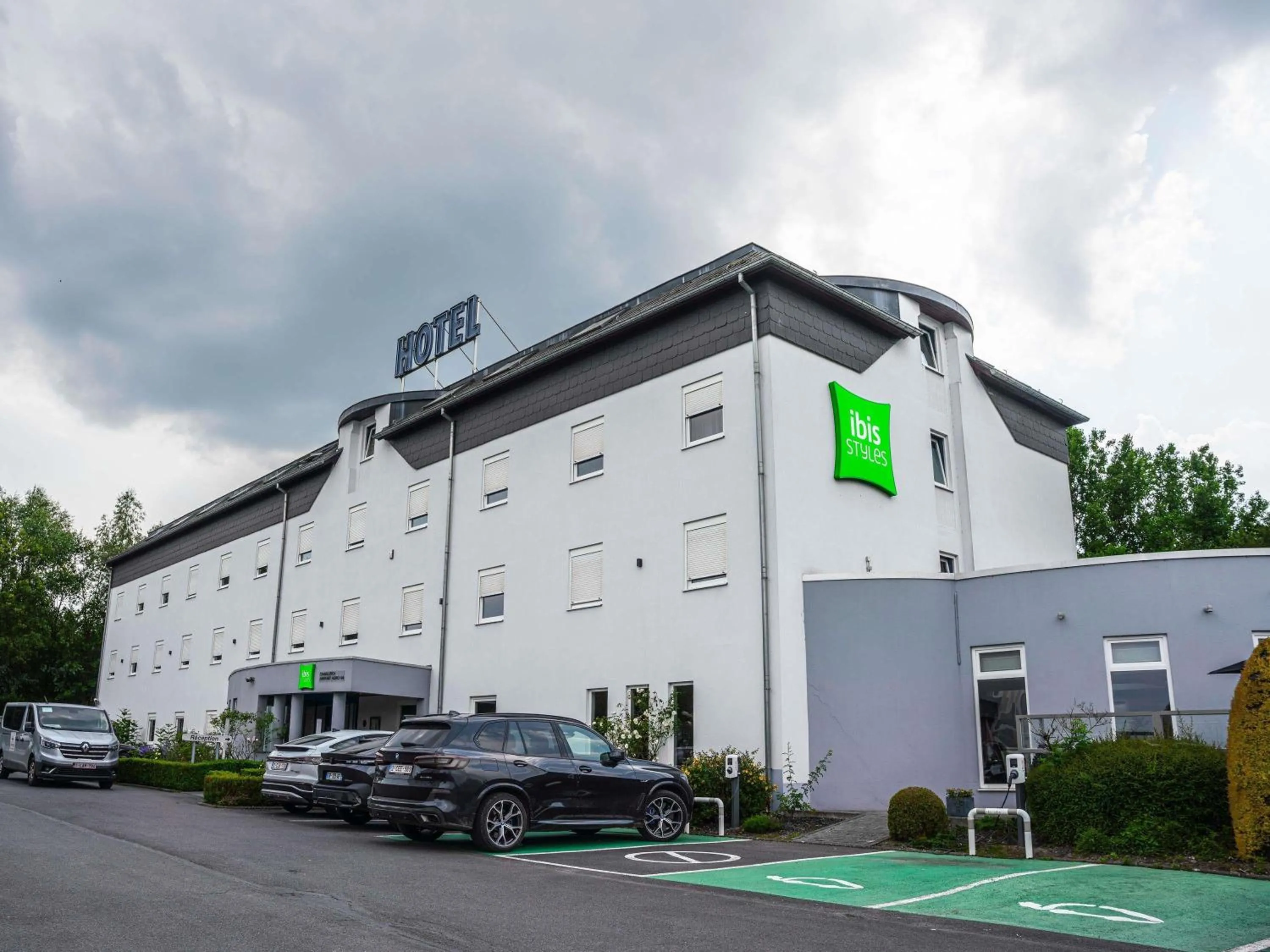 Property building in Ibis Styles Charleroi Airport Aero 44