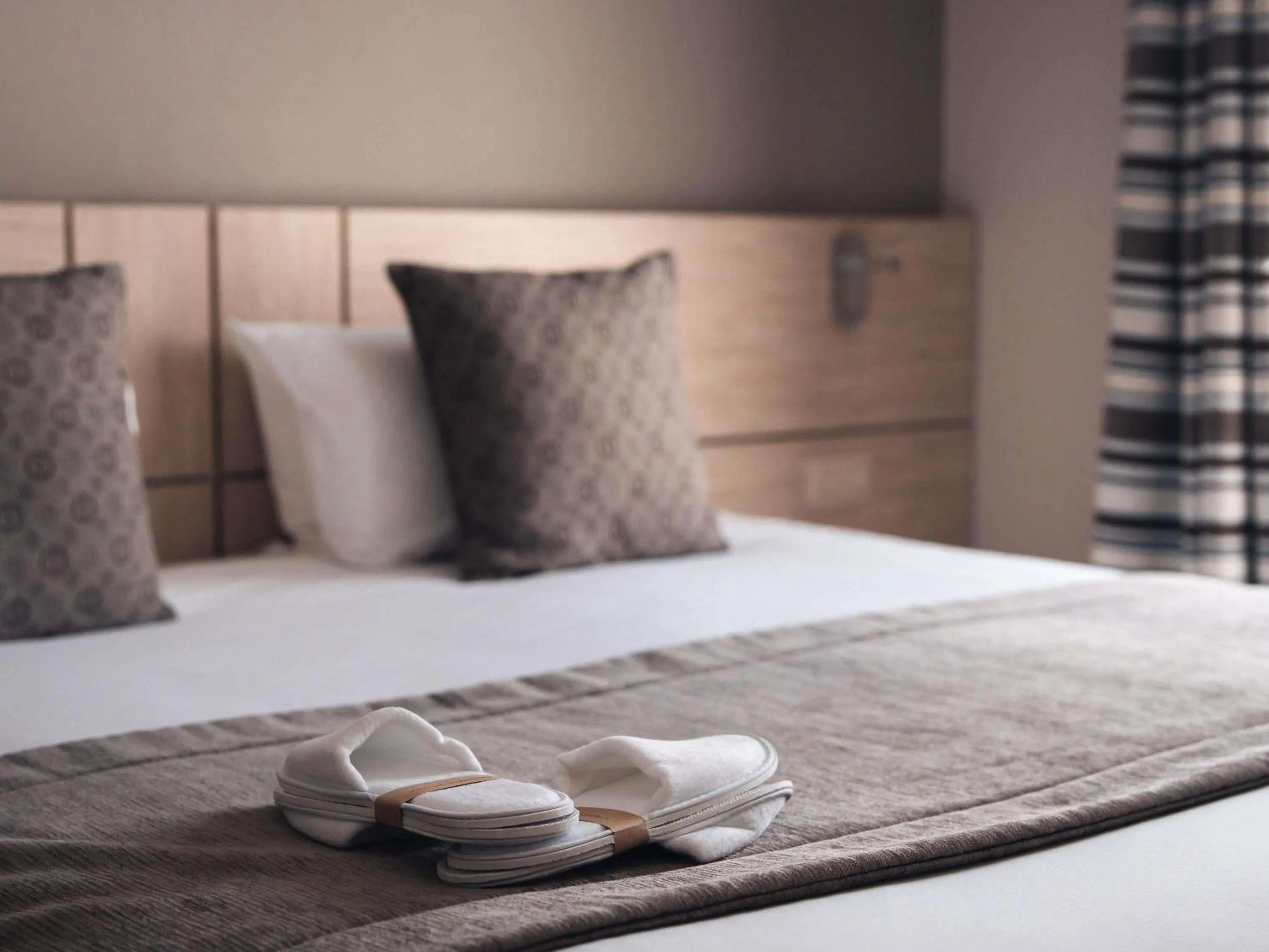 Bedroom, Bed in Ibis Styles Charleroi Airport Aero 44