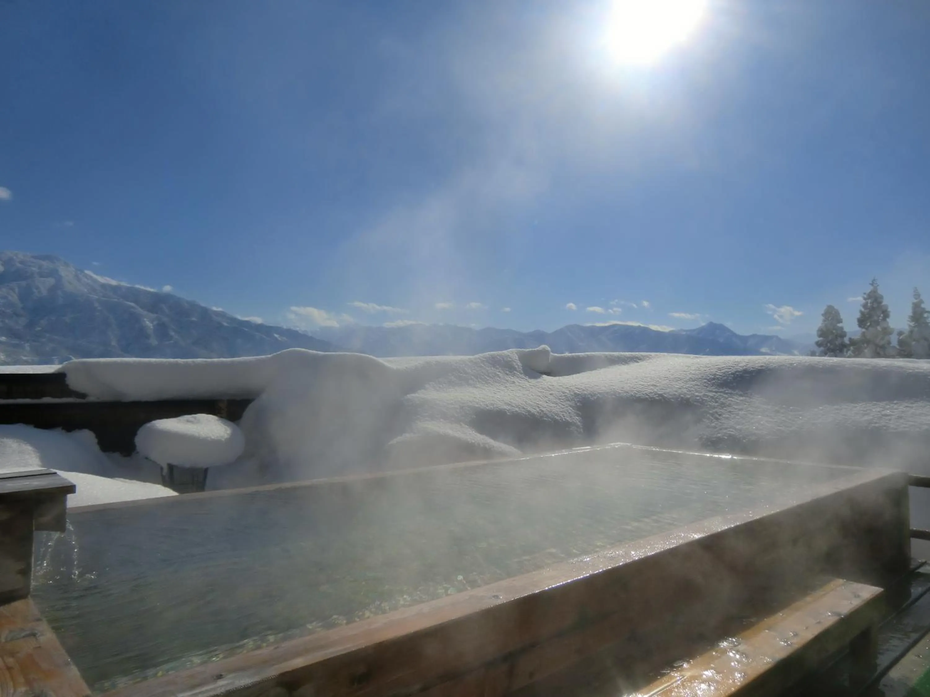 Hot Spring Bath in Hotel Kinomezaka