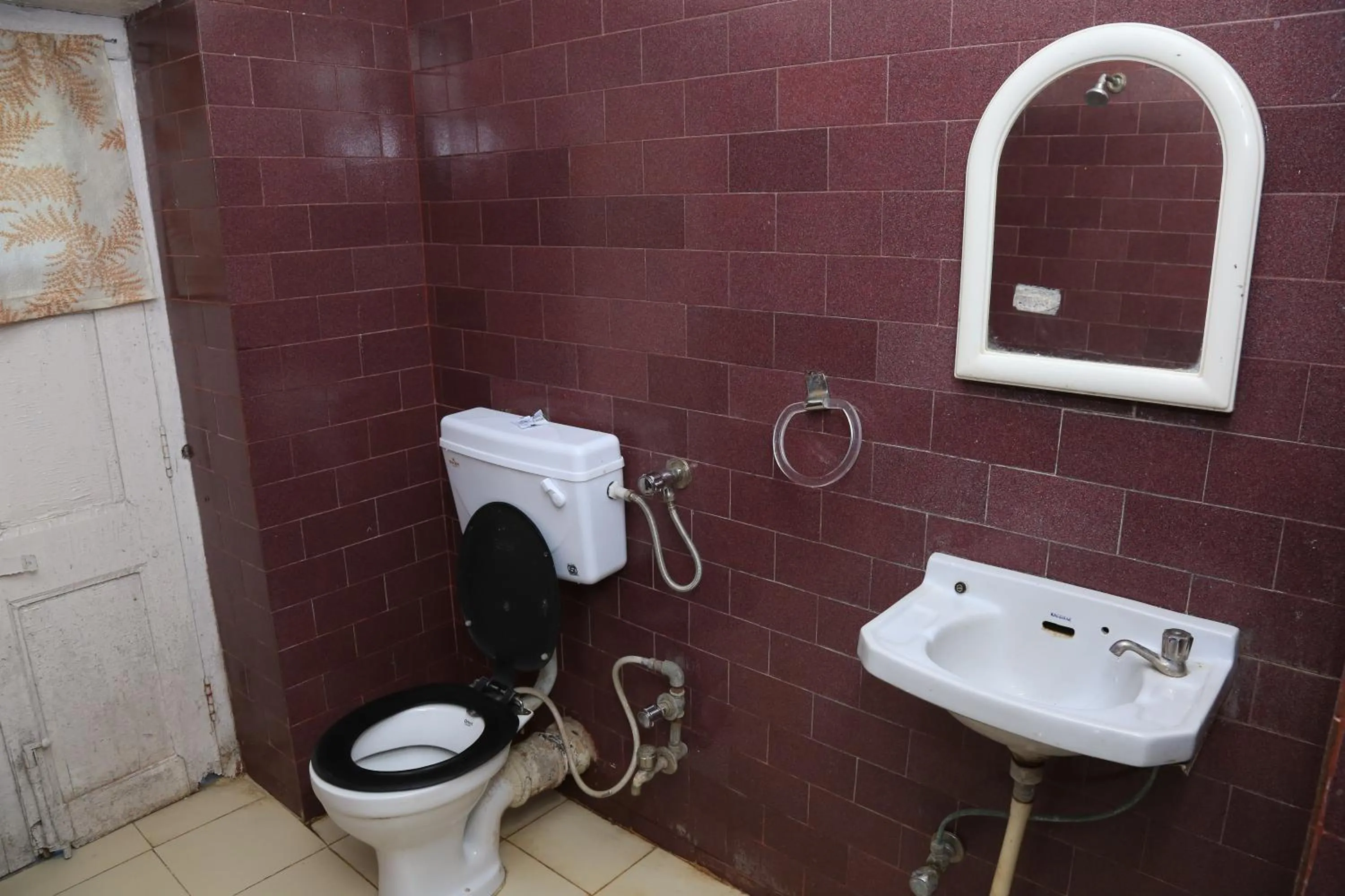 Bathroom in Prince Hotel Mallroad