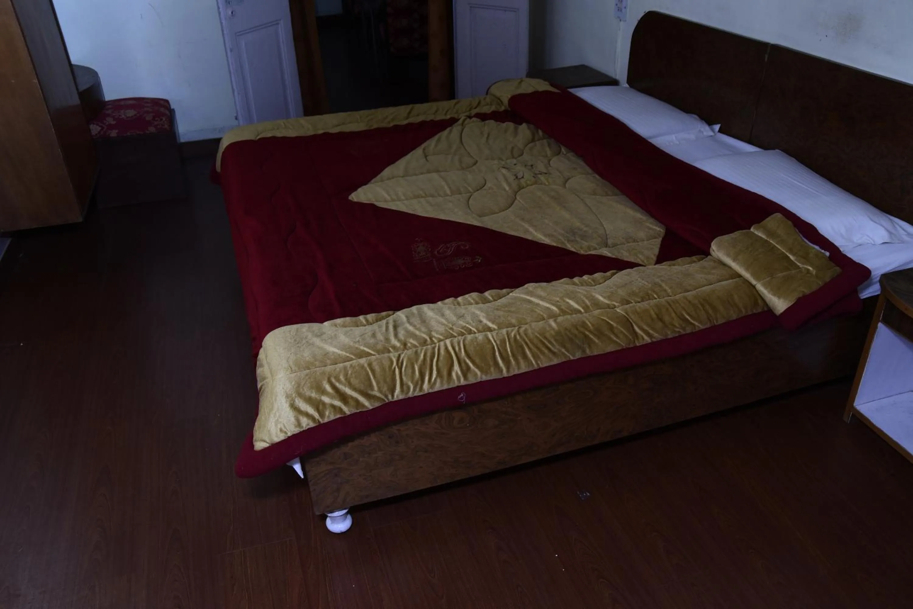 Bed in Prince Hotel Mallroad