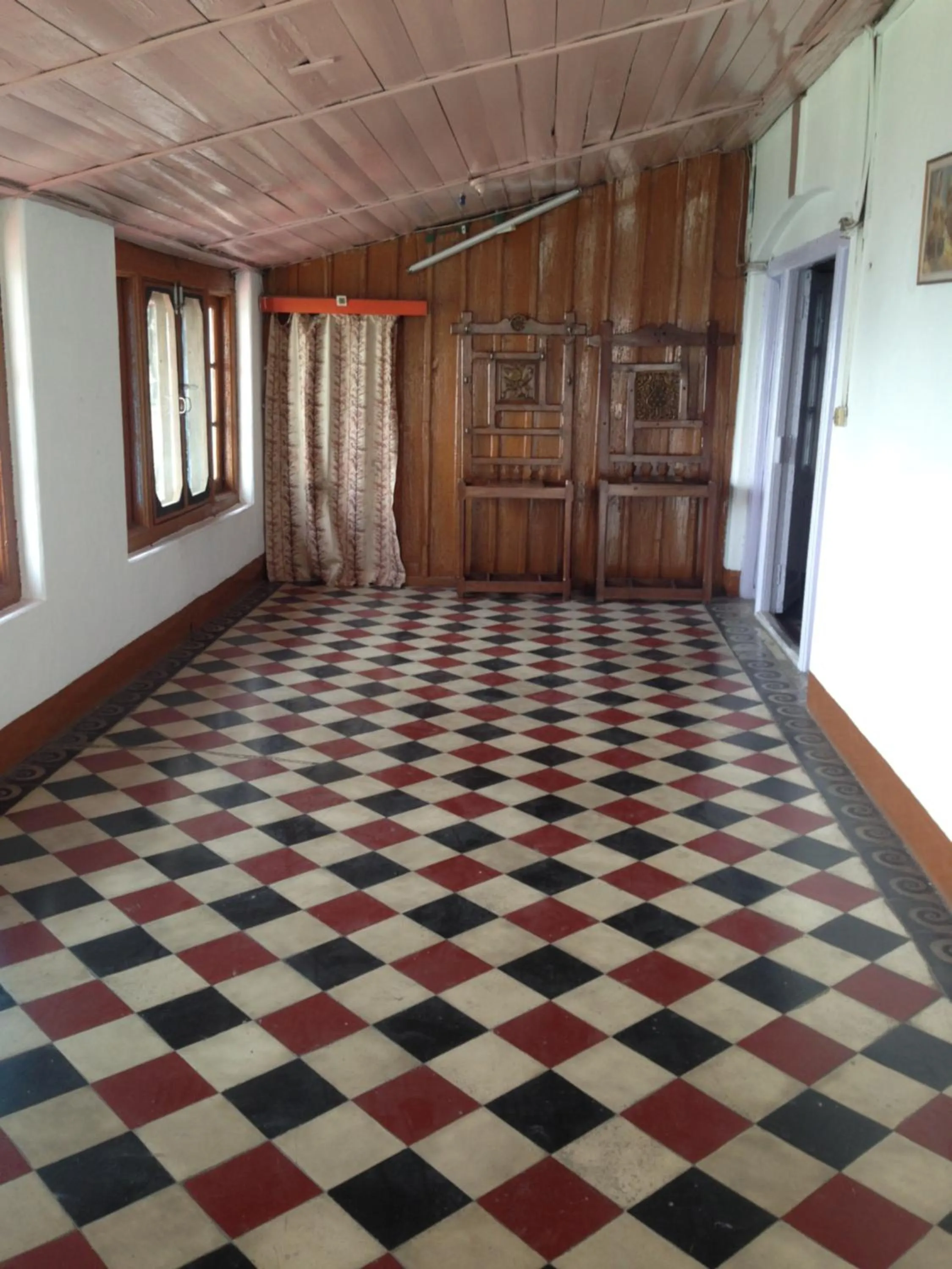 Area and facilities in Prince Hotel Mallroad