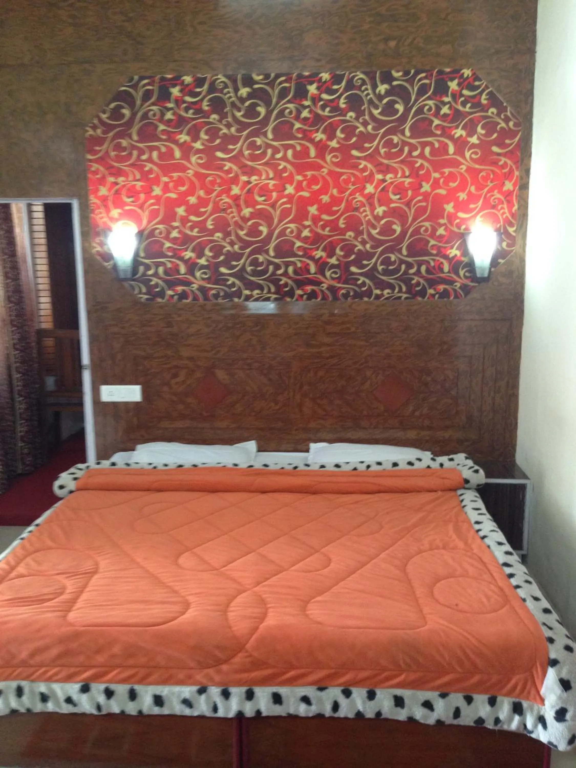 Bed in Prince Hotel Mallroad