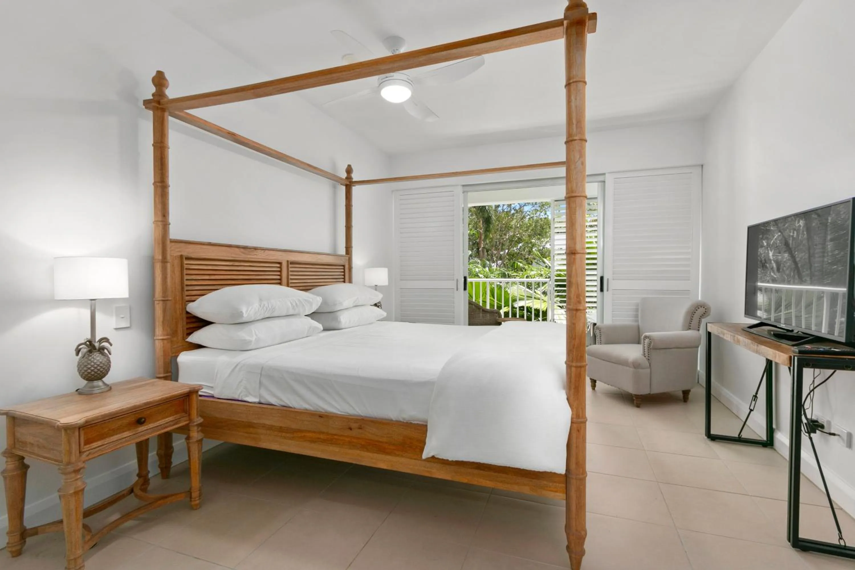 Bedroom, Bed in Elysium Private Apartments at Beach Club & Spa