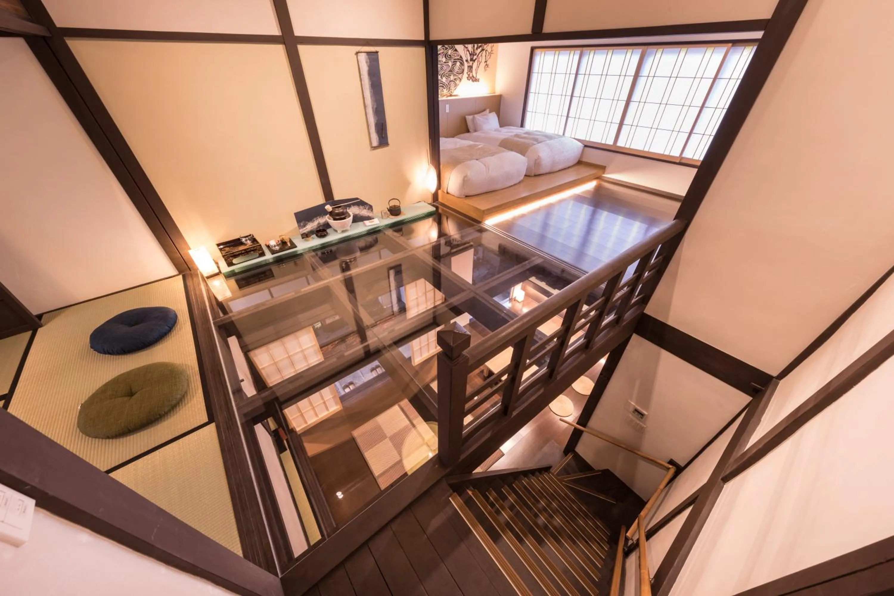 Photo of the whole room, Bed in Kiraku Kyoto Aneyakoji