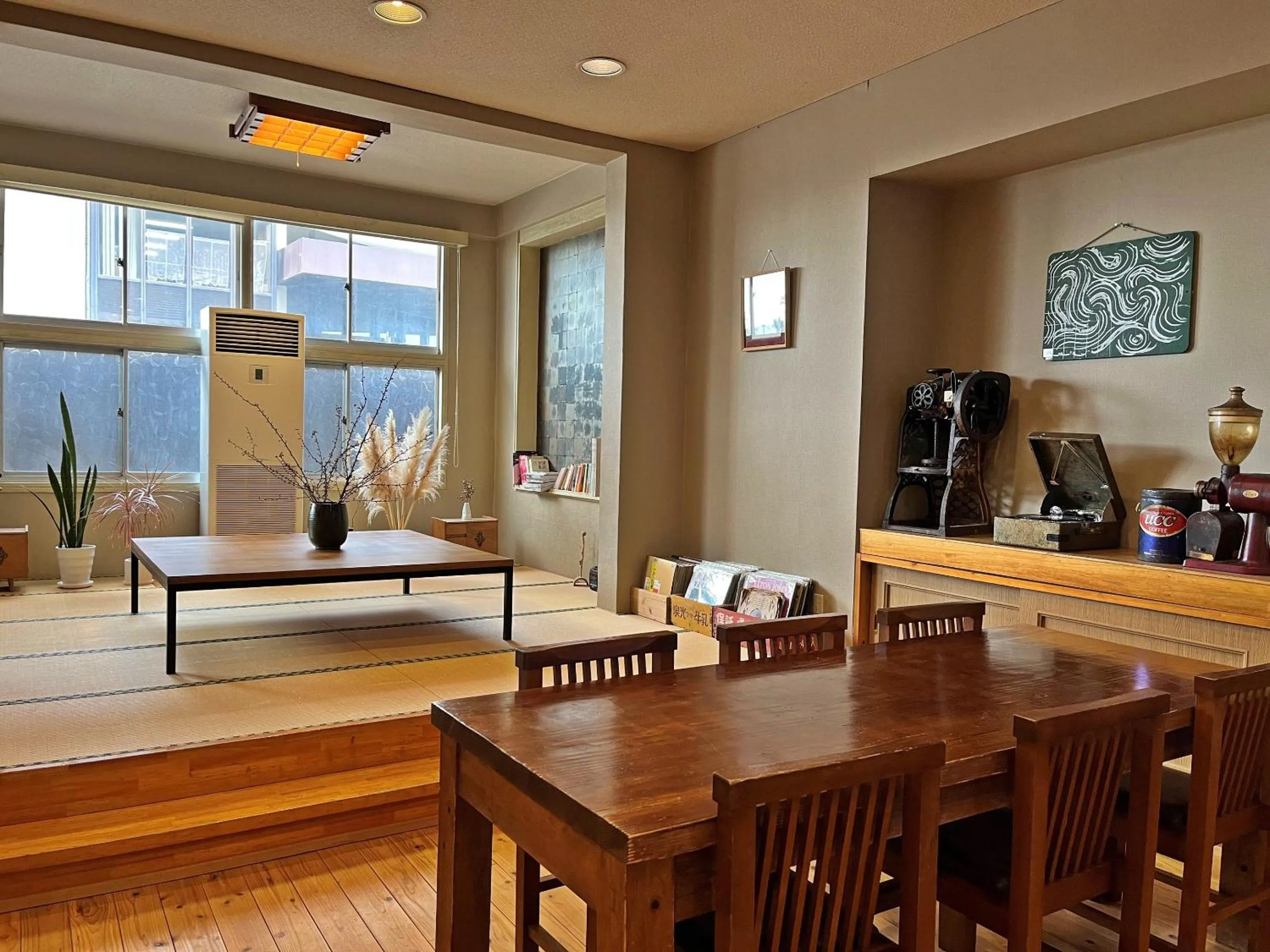 Area and facilities in Jyokiya