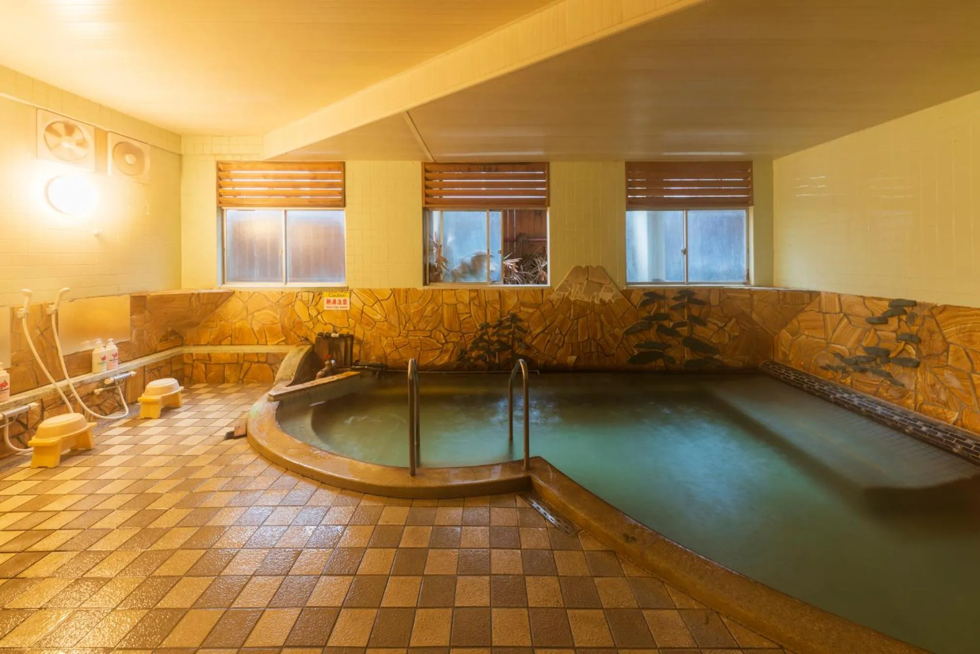 Public Bath in Jyokiya