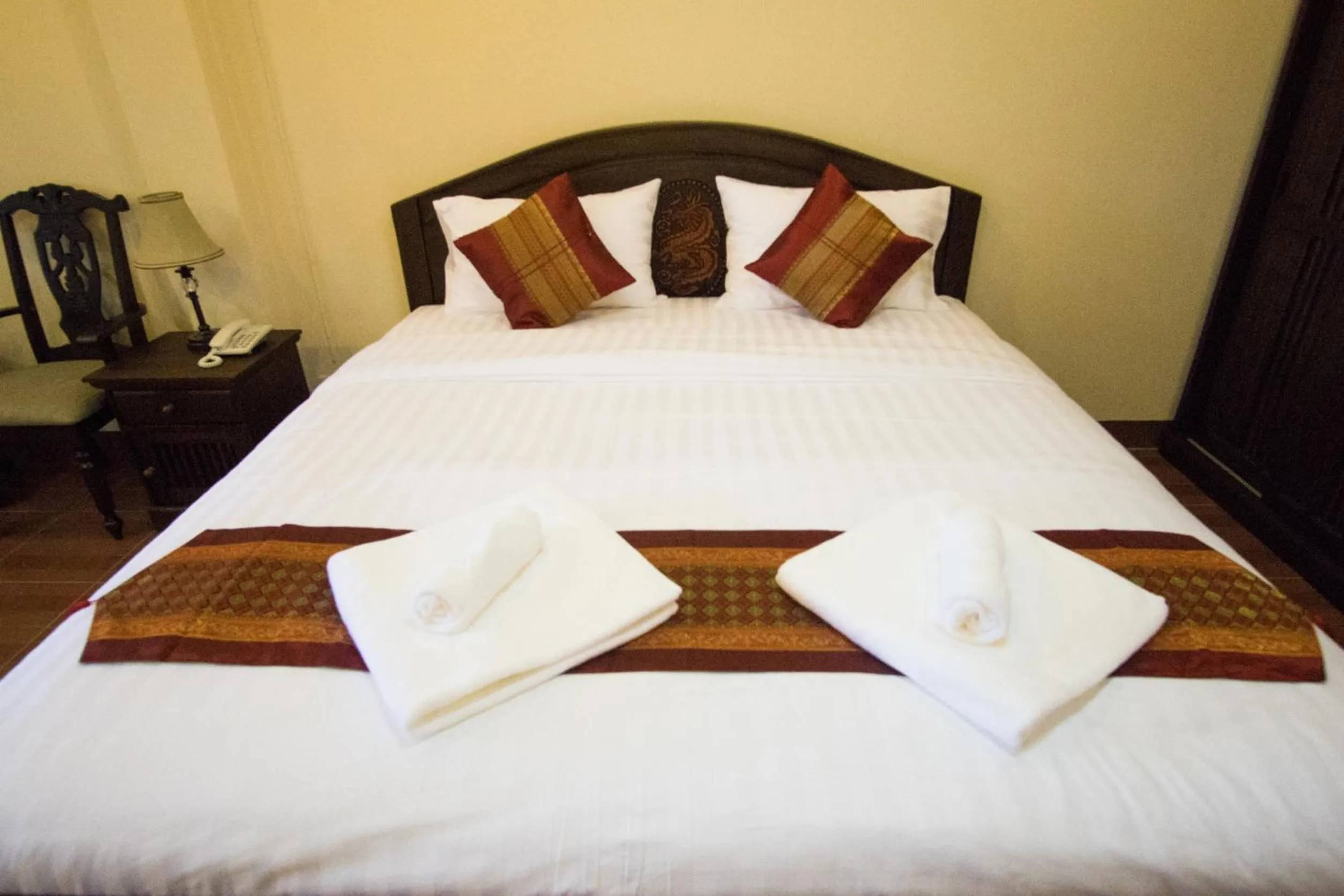 Bedroom, Bed in NanBaanKhun Hotel