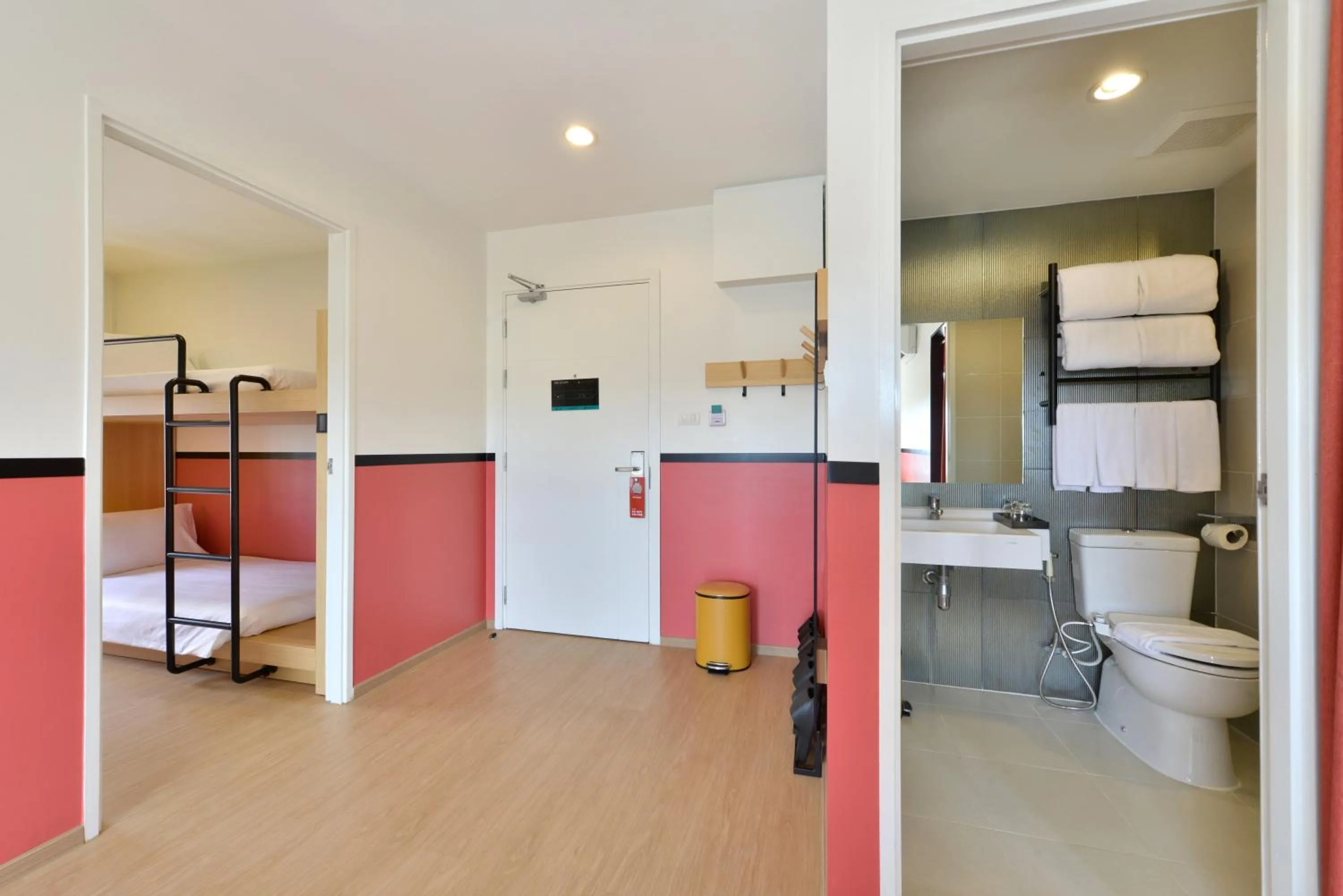 Facade/entrance, Bed in The Grass Serviced Suites