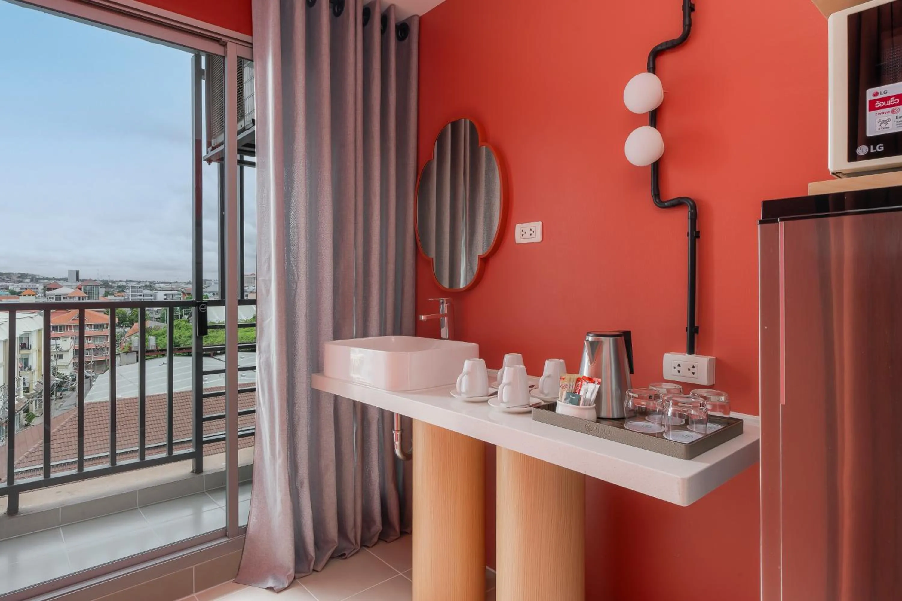 Area and facilities in The Grass Serviced Suites