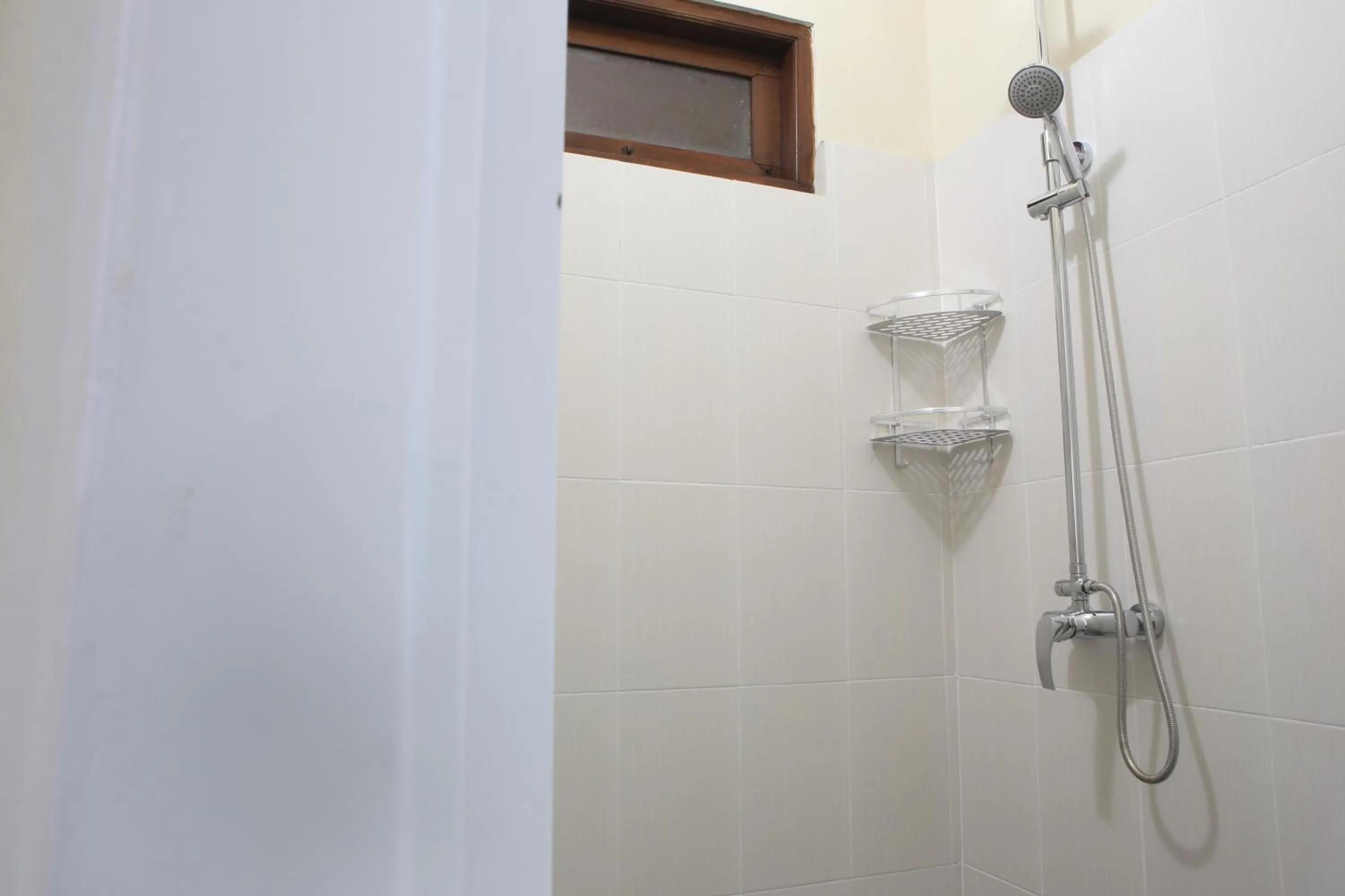 Bathroom in Aru House Ubud