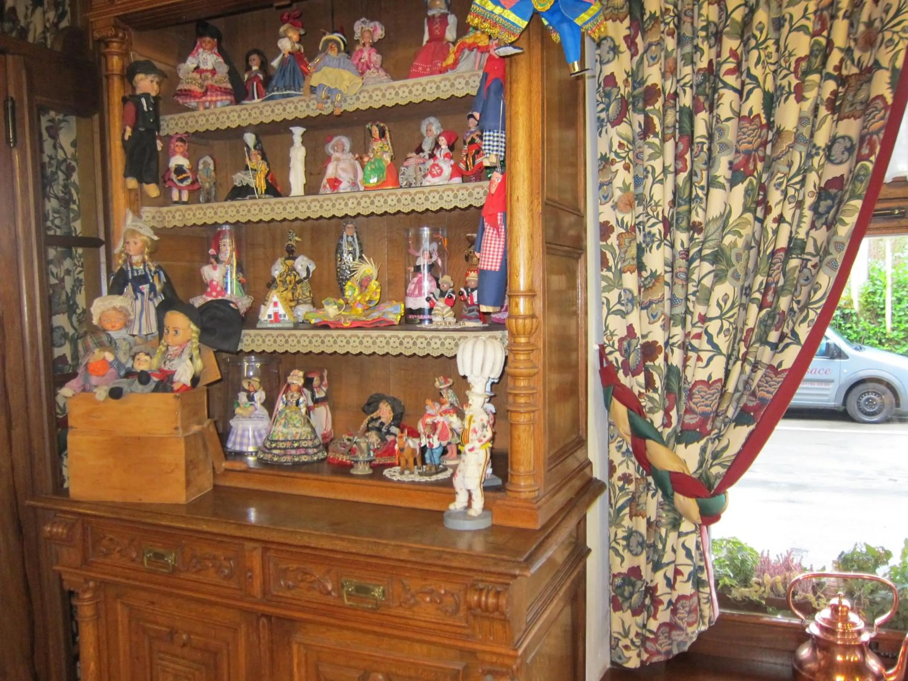 Decorative detail in Auberge d'Alsace Hotel de France