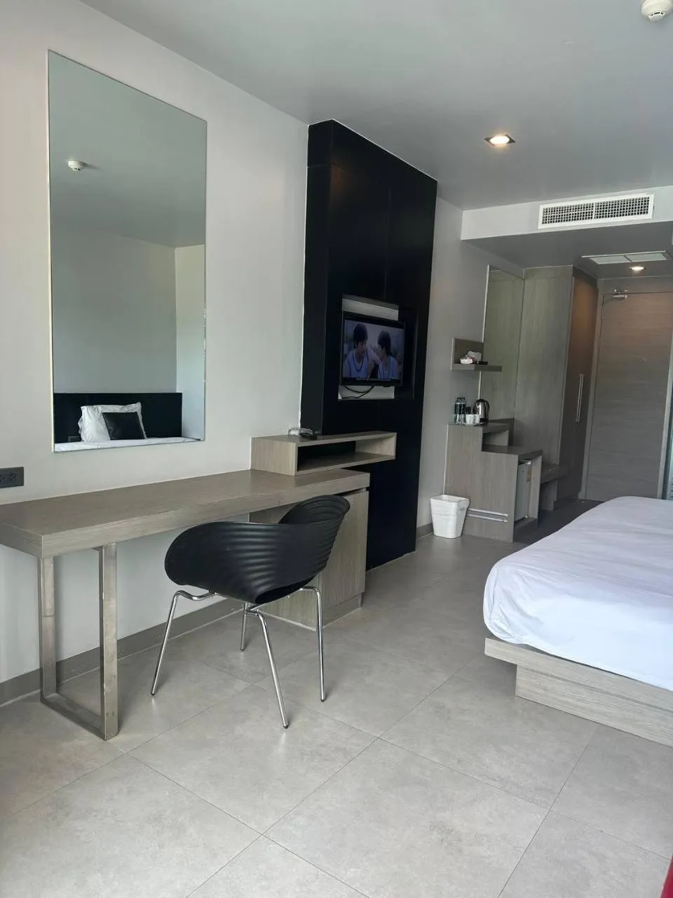 Photo of the whole room, Bed in At Patong Hotel - SHA Certified