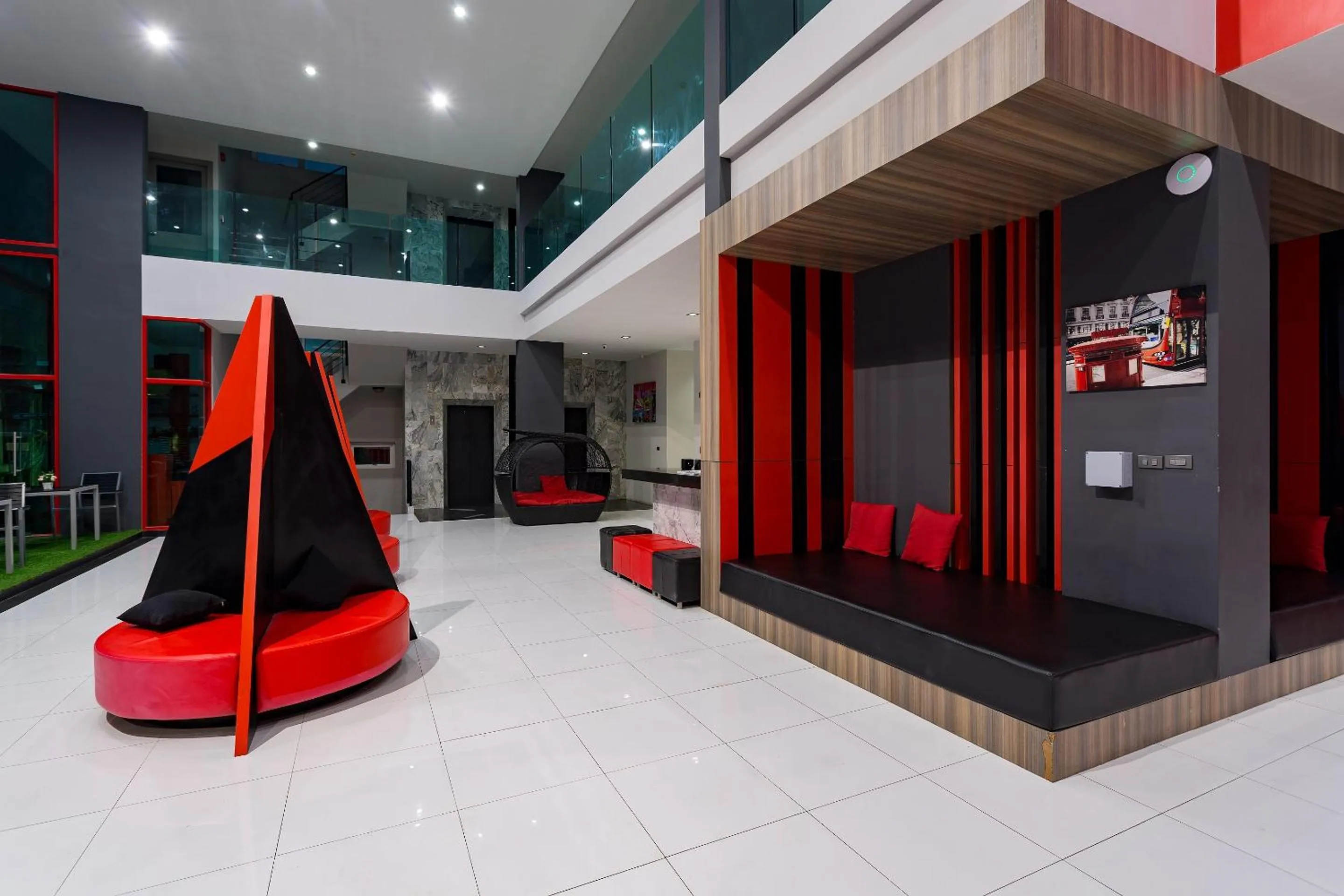 Lobby or reception in At Patong Hotel - SHA Certified