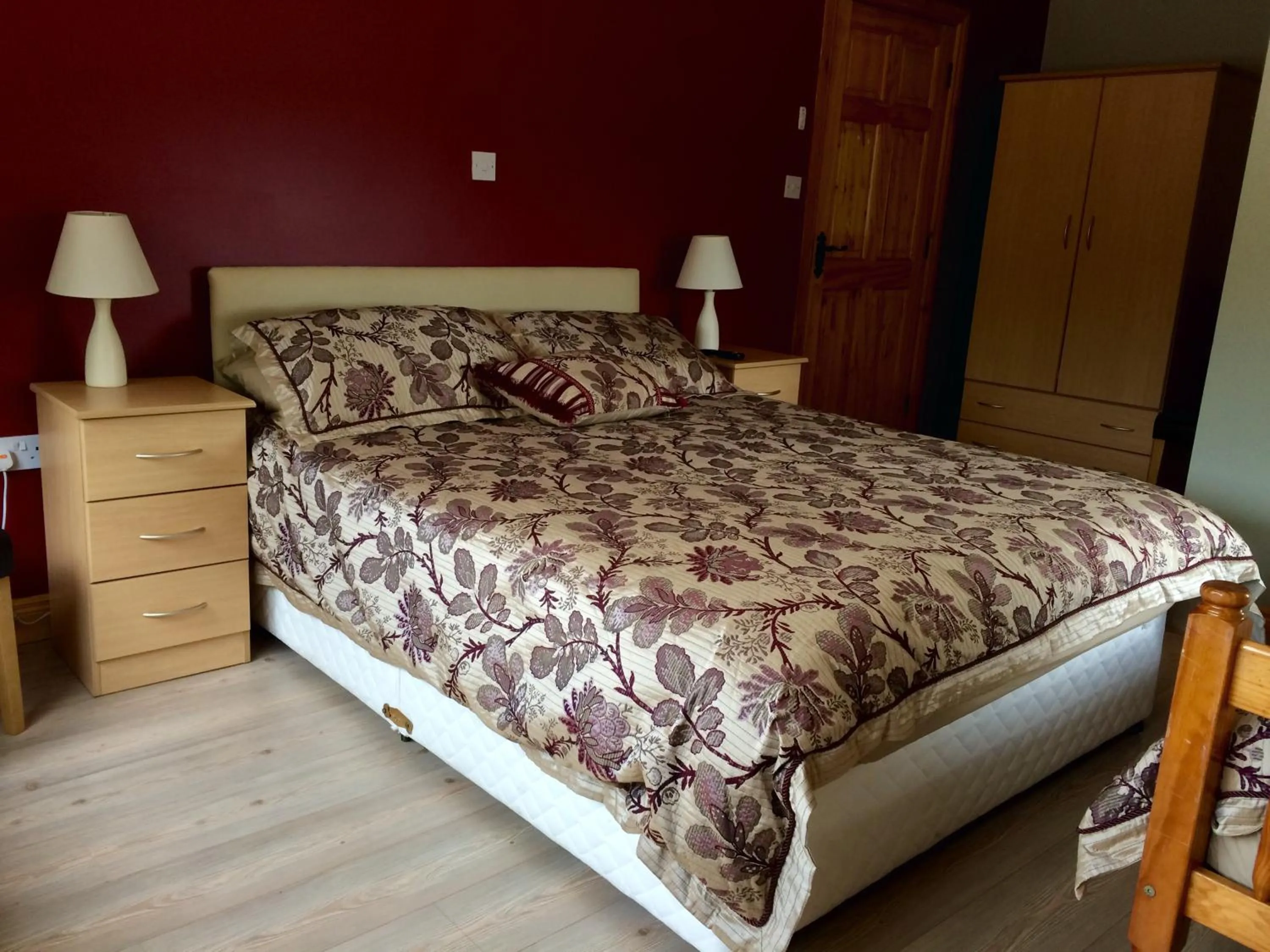 Bedroom, Bed in Plantation Lodge