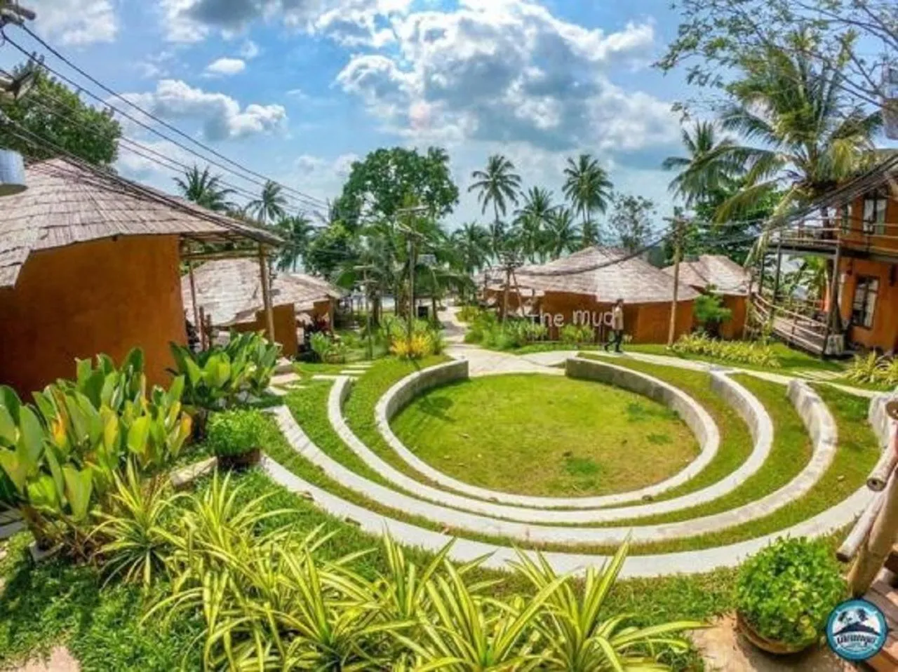 Inner courtyard view in The Mud - Eco Hotel