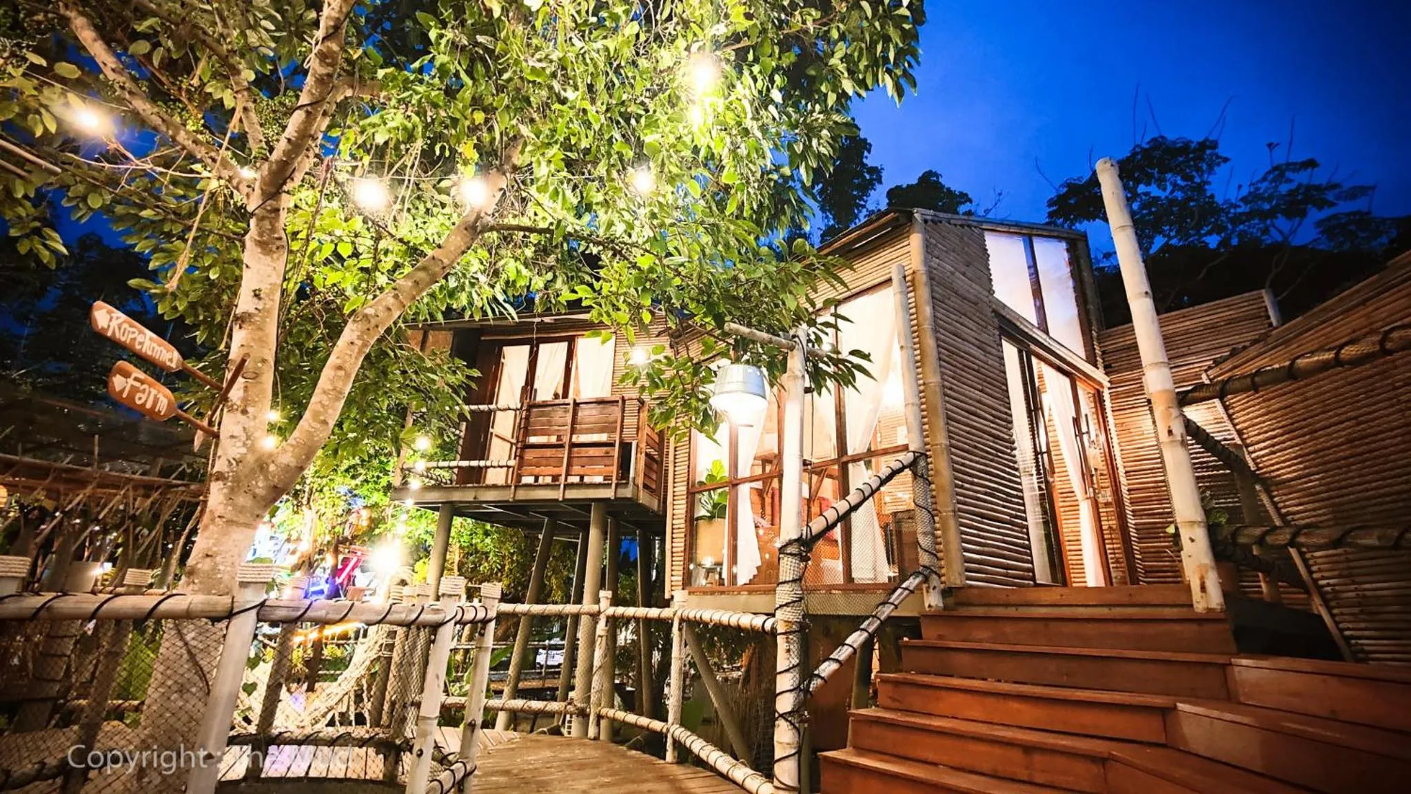 Property building in The Mud - Eco Hotel