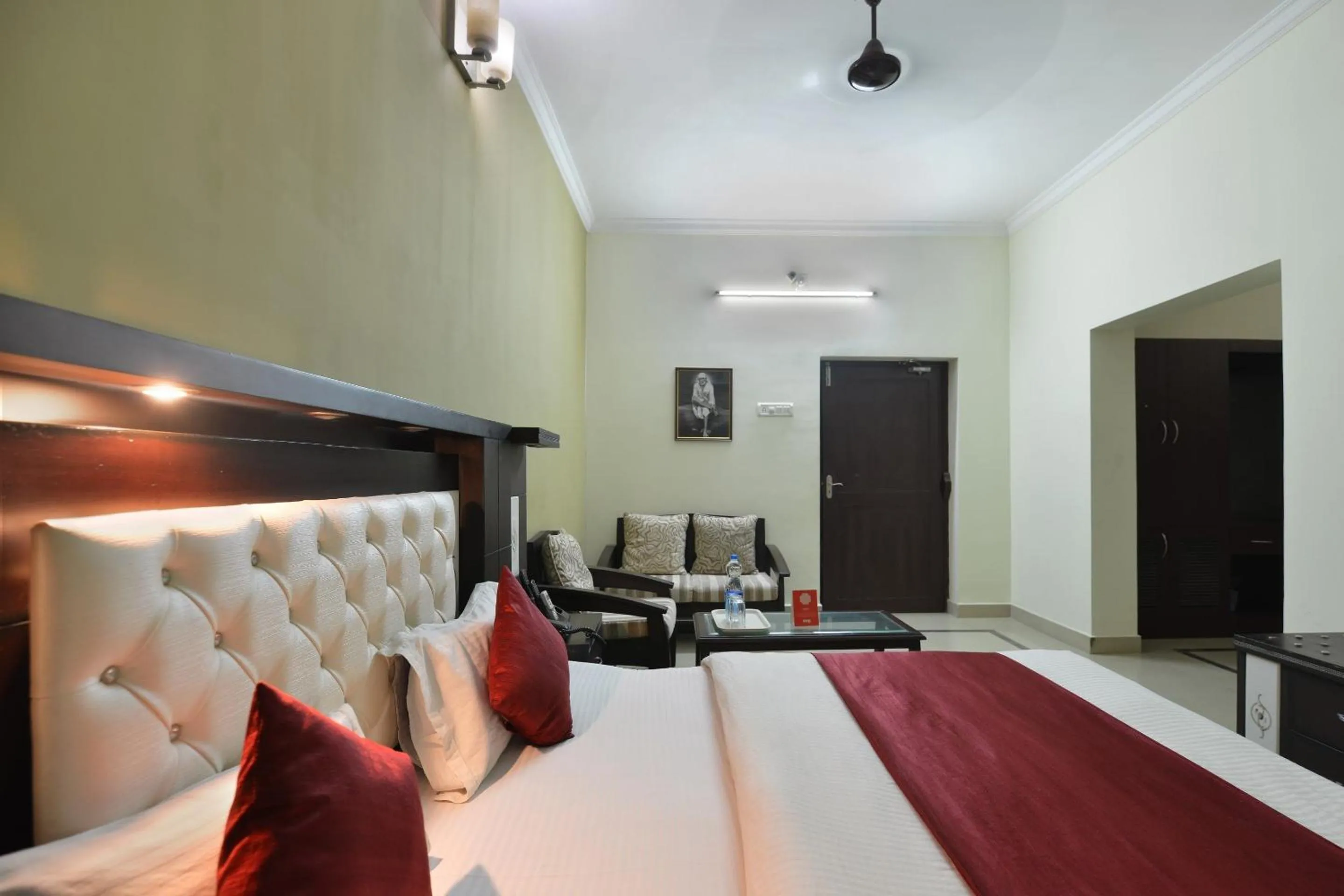 Bedroom, Bed in Super Hotel O Sai Leela