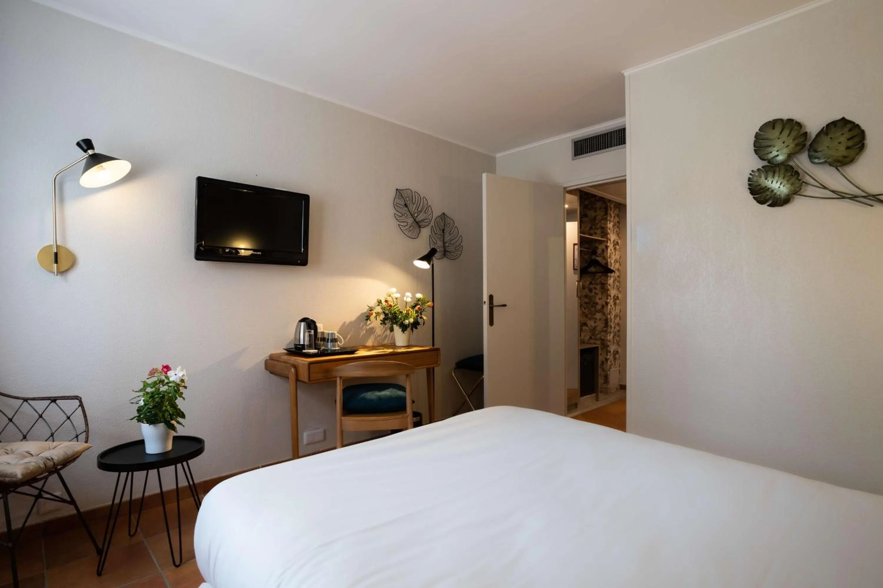 Bedroom, Bed in Best Western L'Orangerie