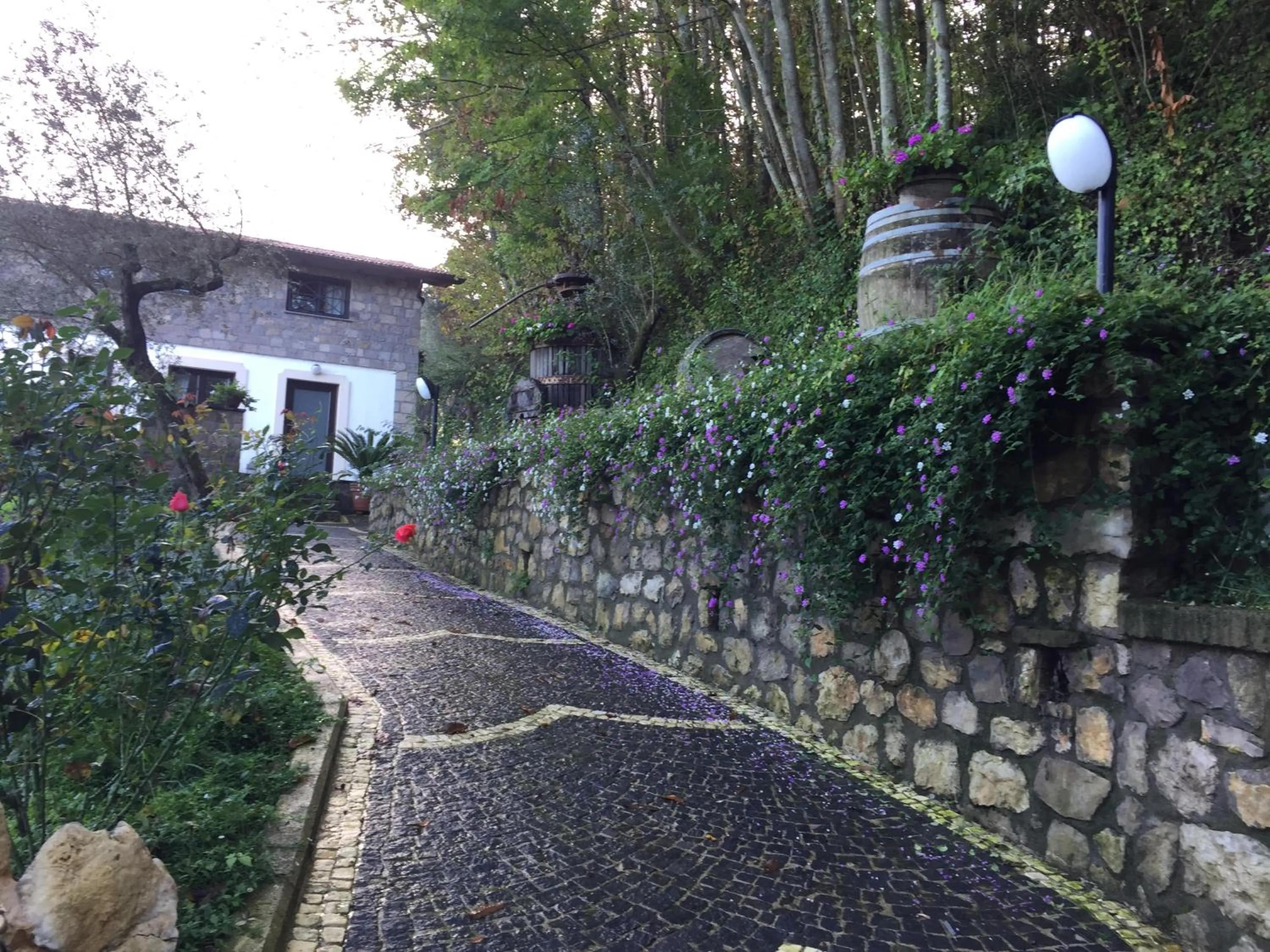 Facade/entrance in Il Casale Del Mirto
