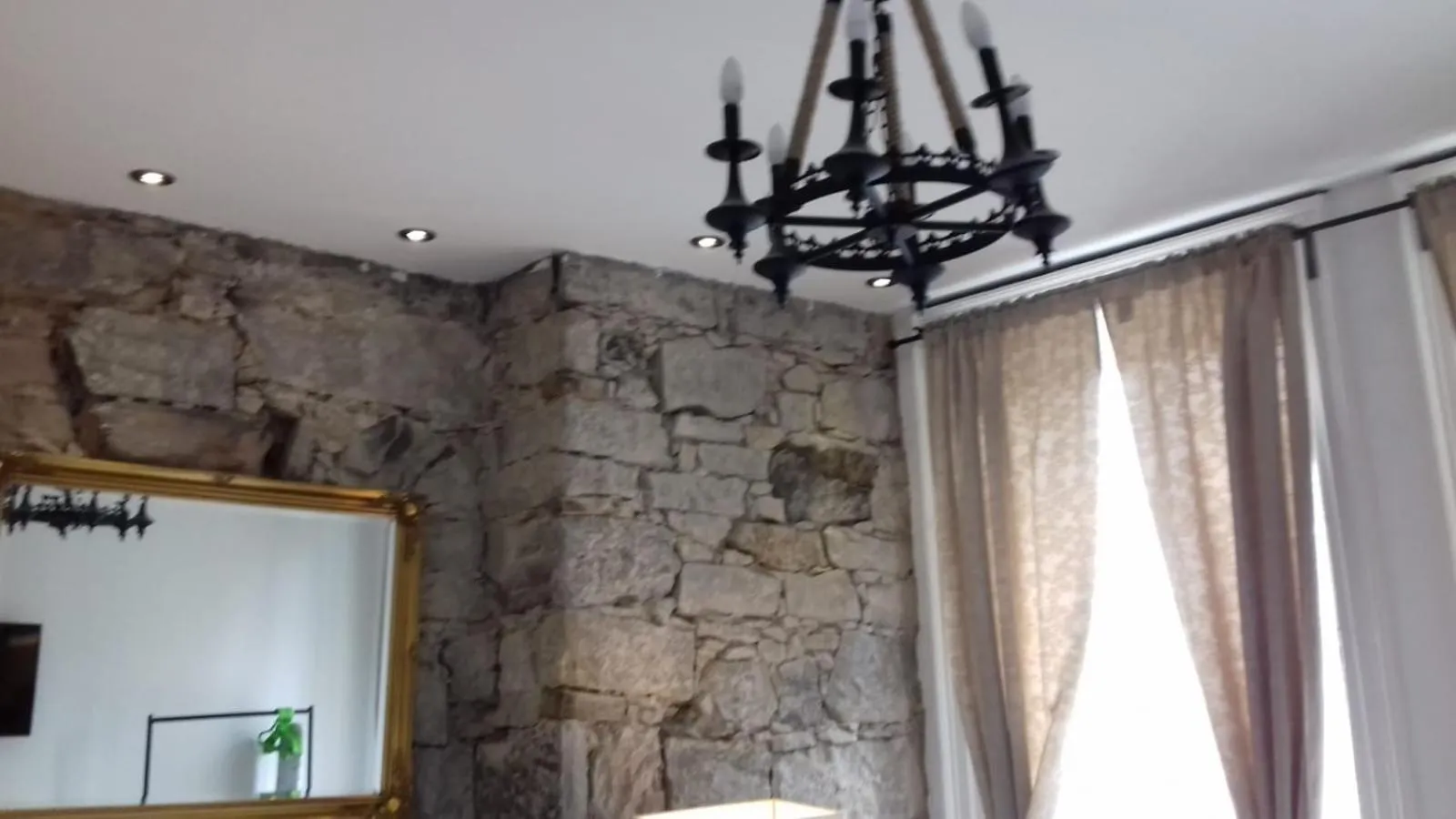 Royal Mile Balconies by the Castle