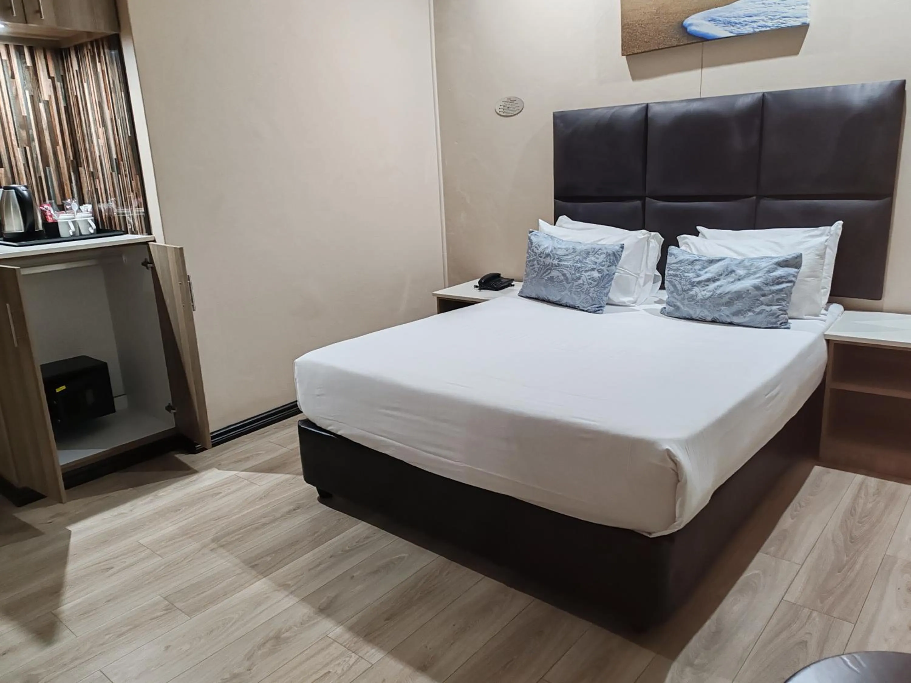 Bed in Regal Inn Umhlanga Gateway