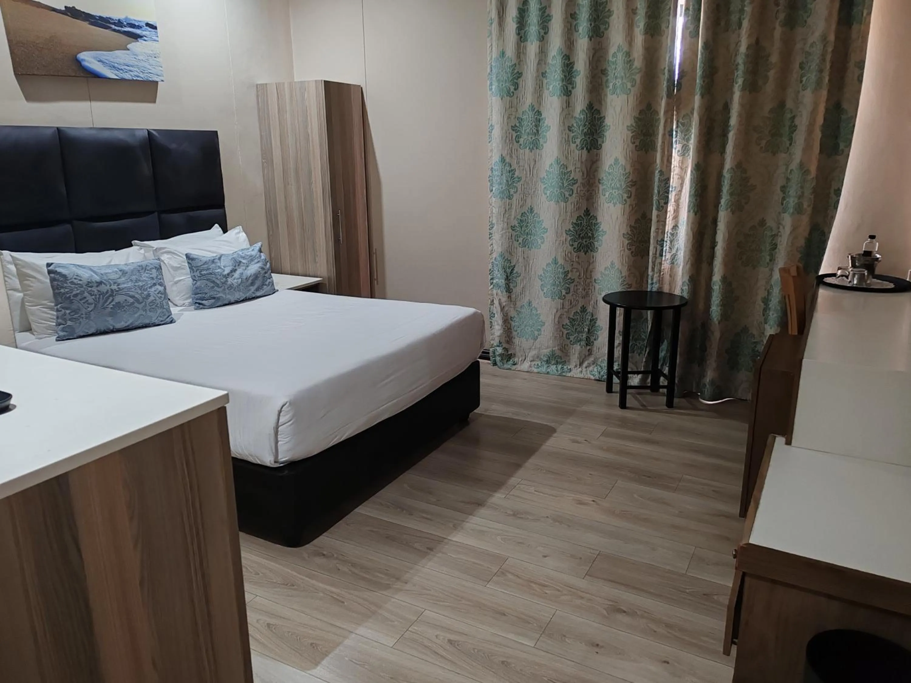 Bed in Regal Inn Umhlanga Gateway