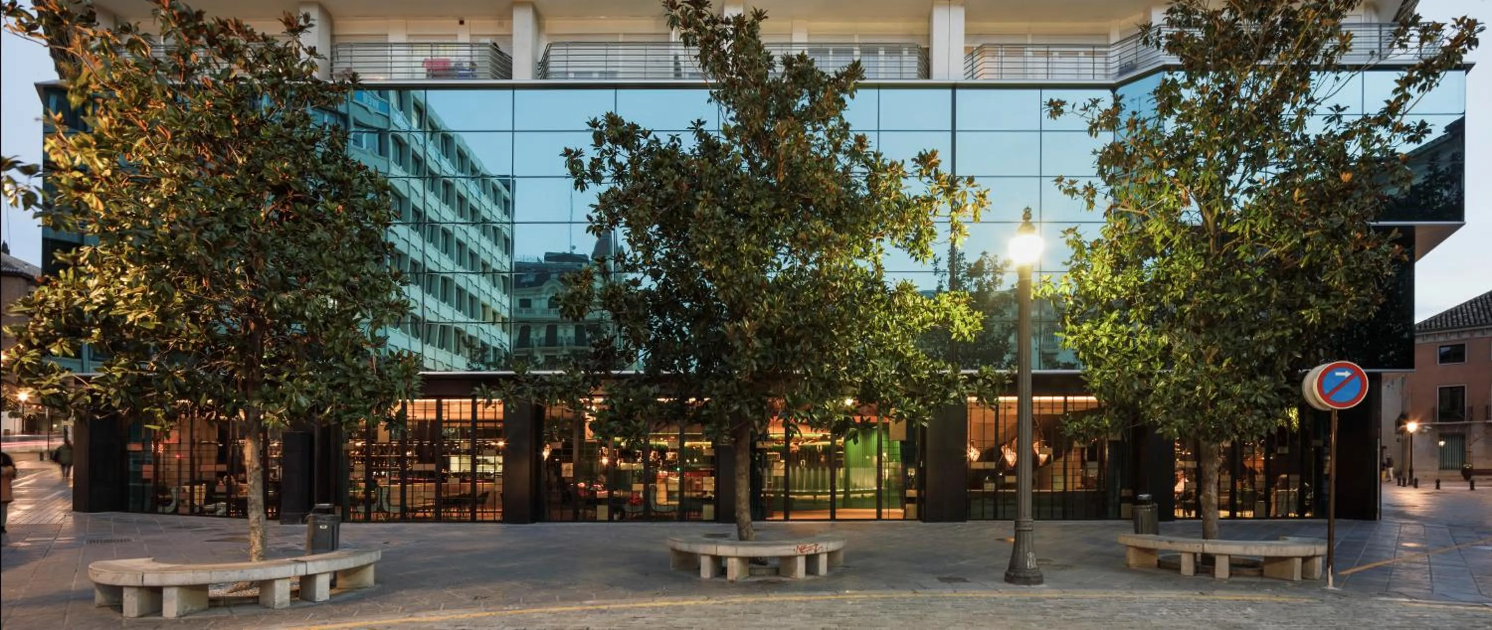 Facade/entrance in Hotel Colón Centro