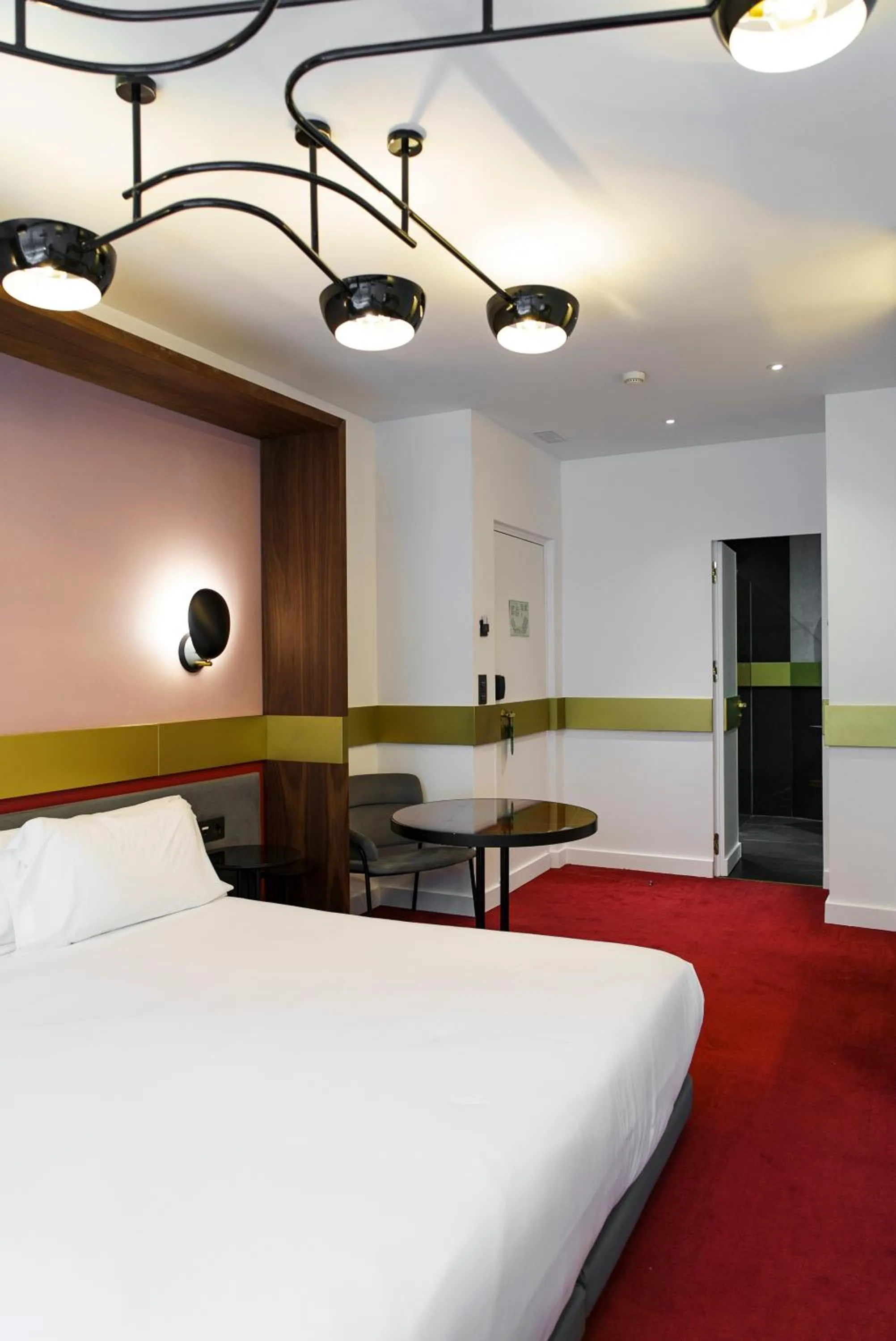 Bedroom, Bed in Hotel Colón Centro