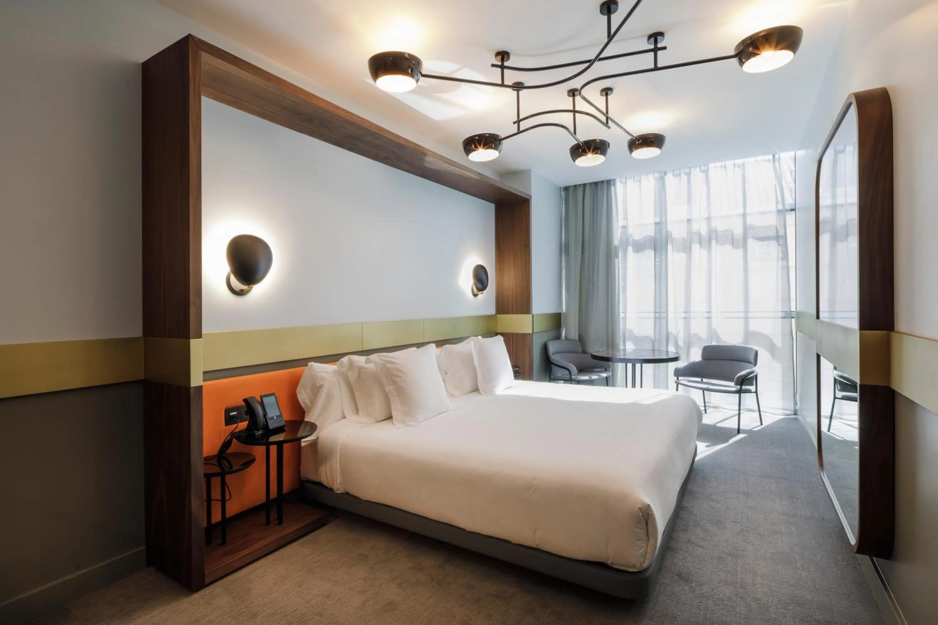 Bedroom, Bed in Hotel Colón Centro