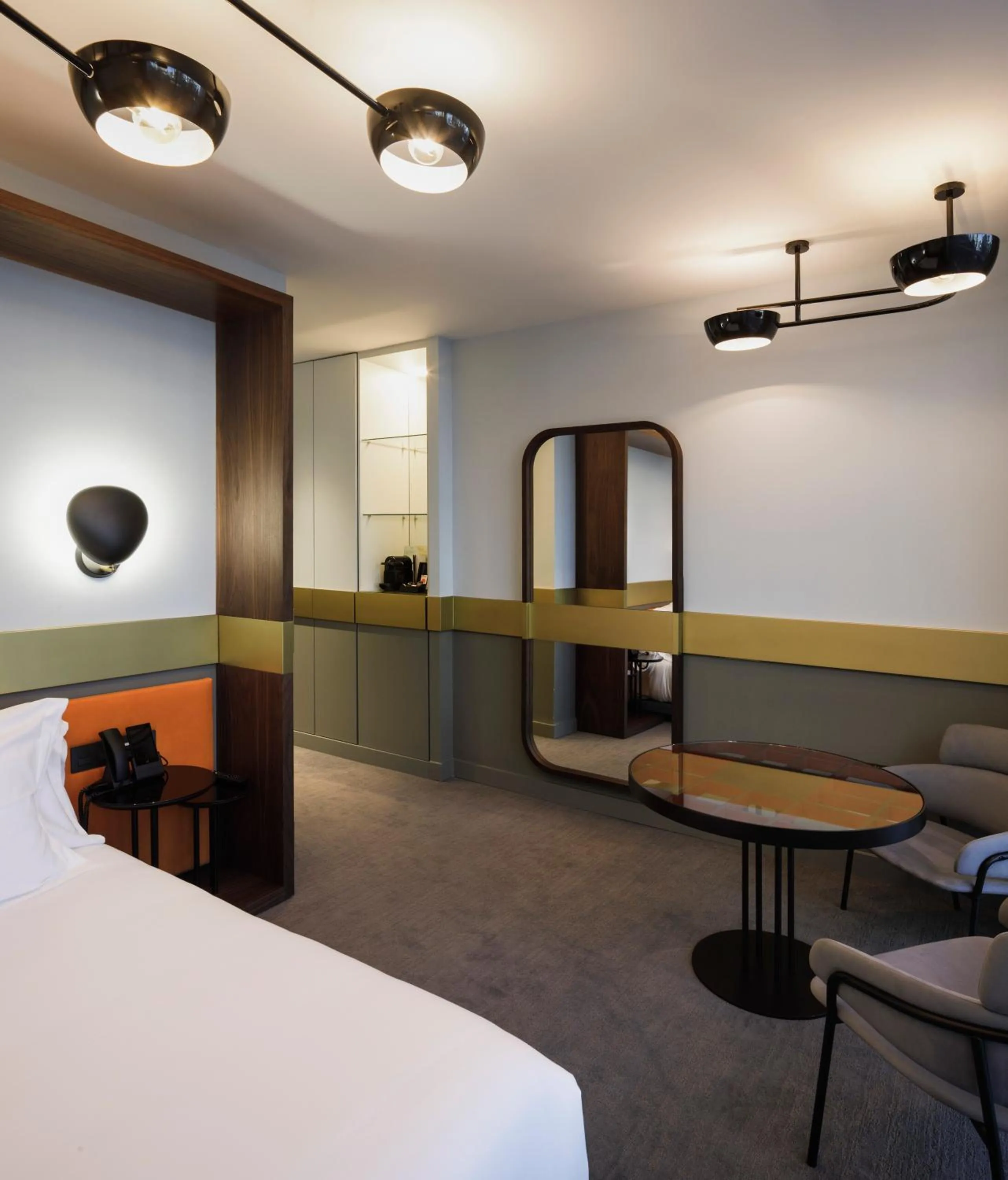 Bedroom, Bed in Hotel Colón Centro