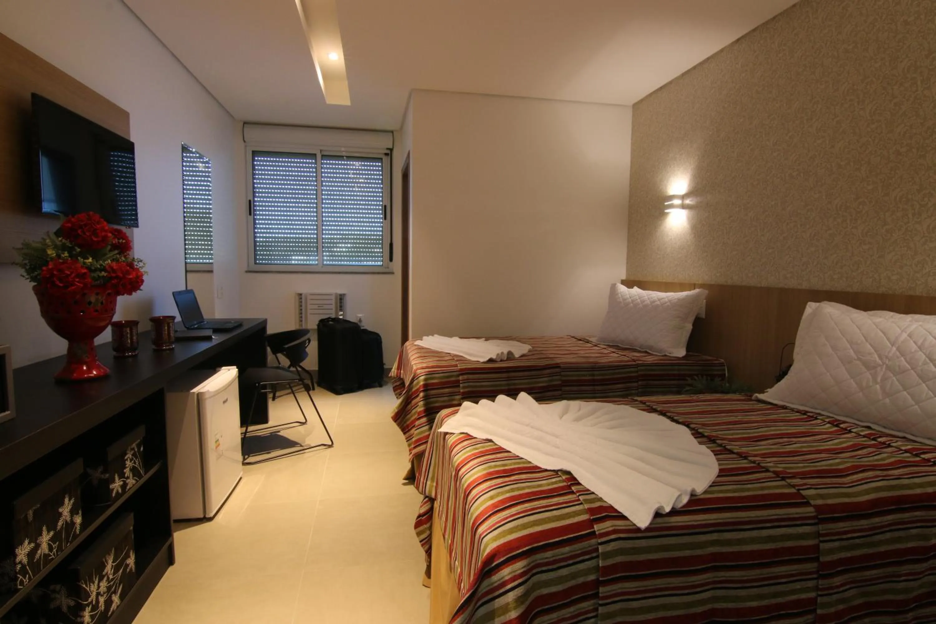 Photo of the whole room, Bed in Tupyguá Brasil Hotel