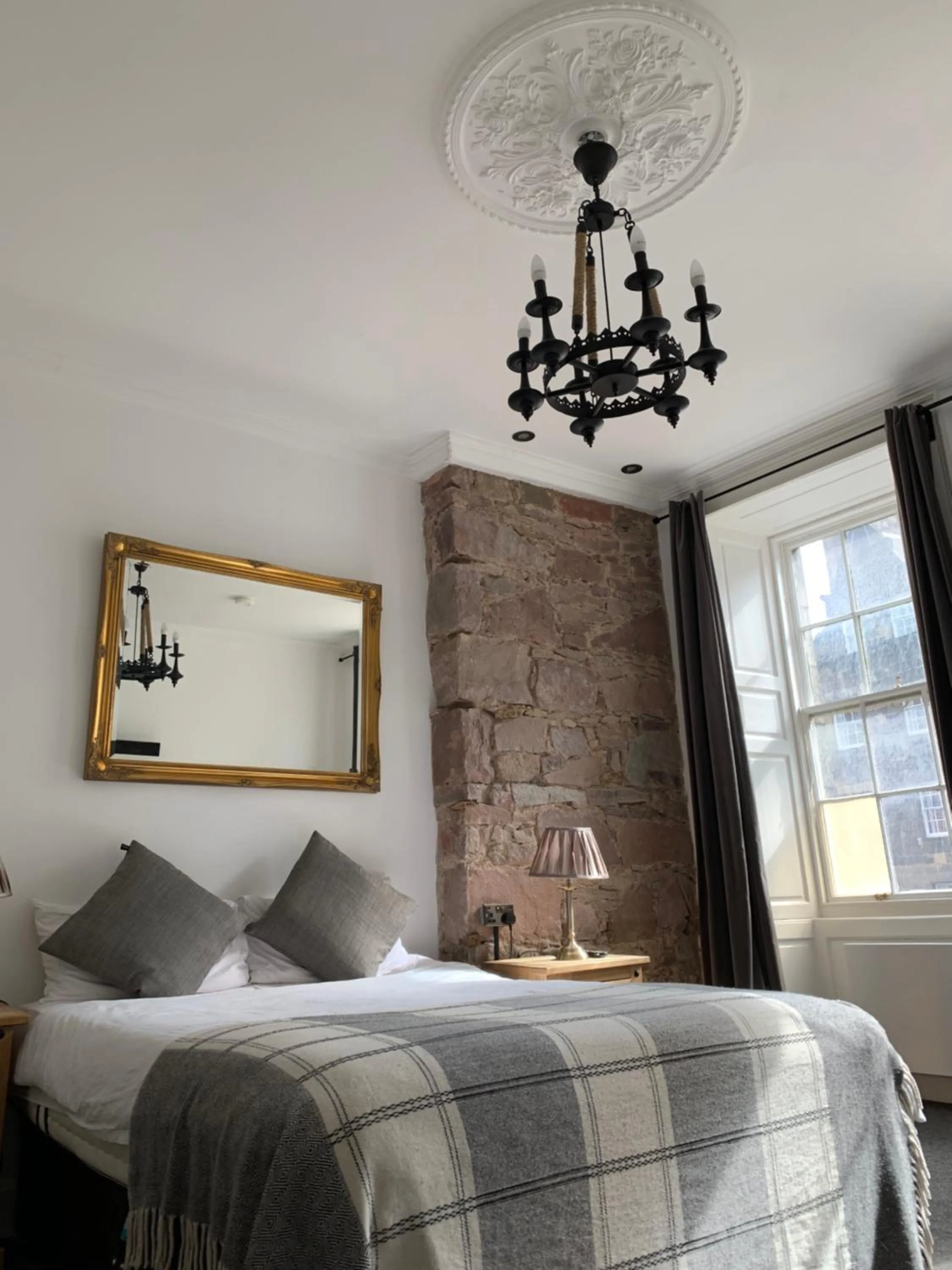 Bed in Royal Mile Suites by the Castle