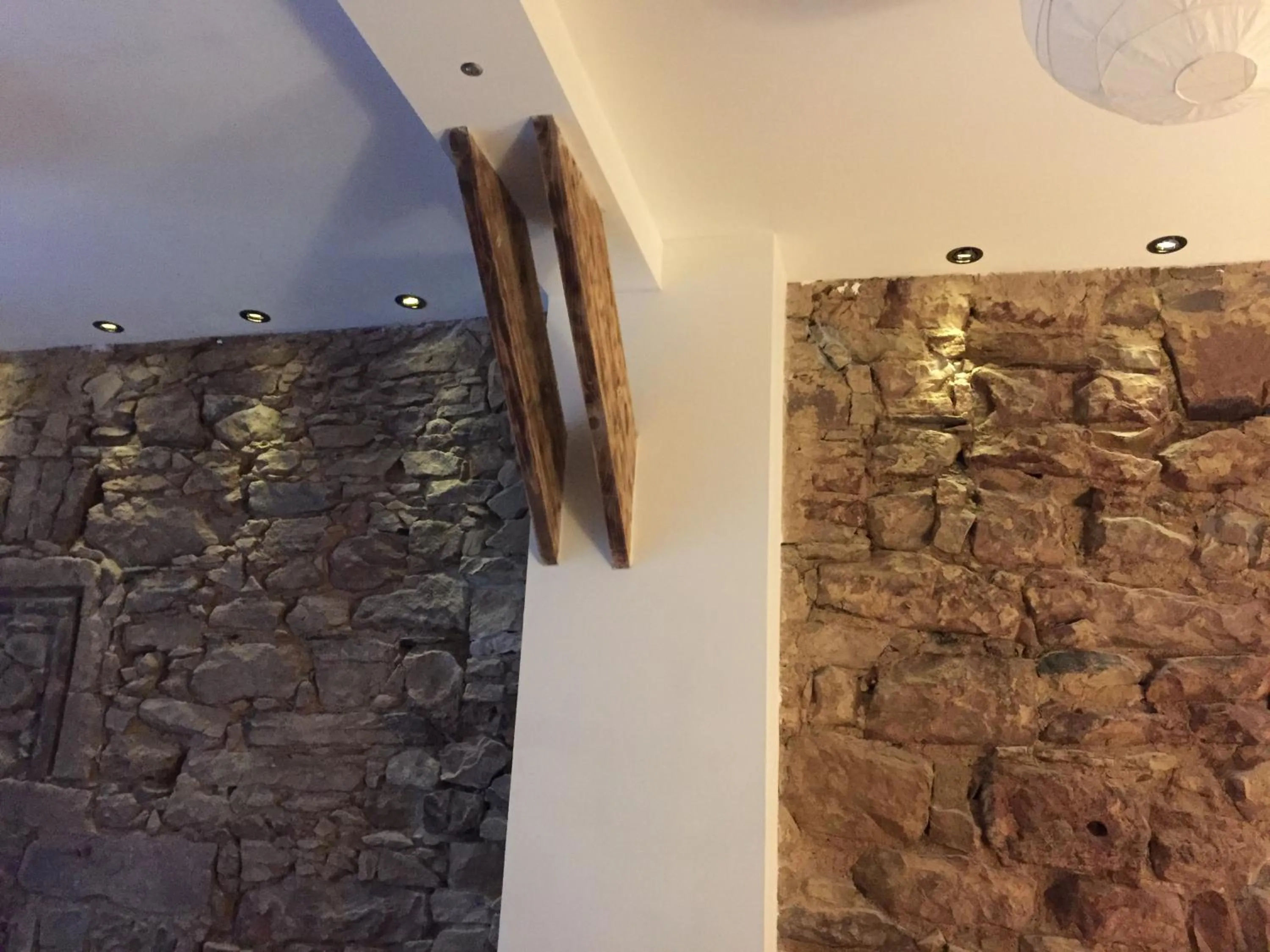 Decorative detail in Royal Mile Suites by the Castle