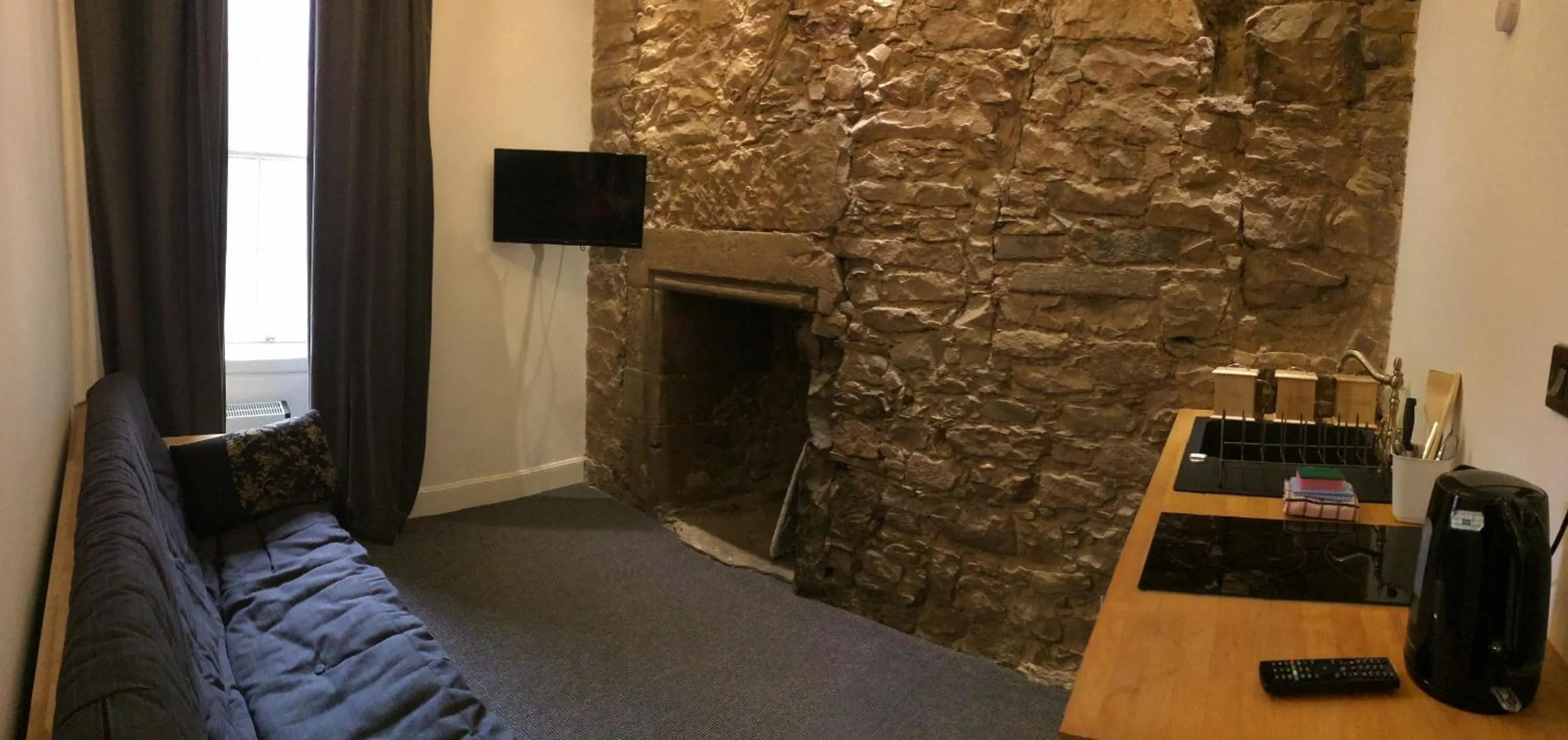 Living room in Royal Mile Suites by the Castle