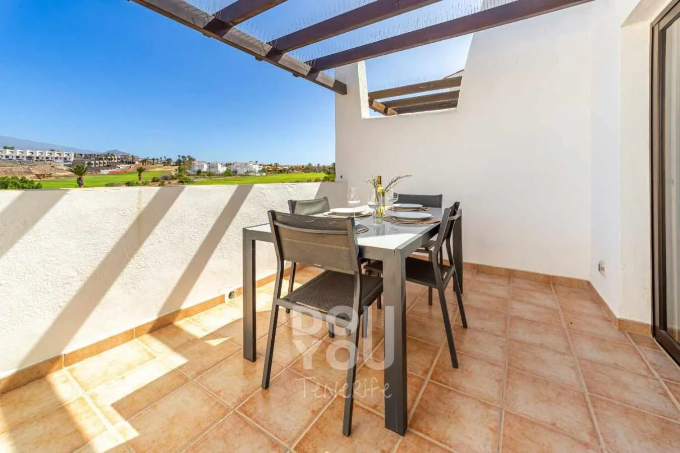 Day in Apartment Fairways Club