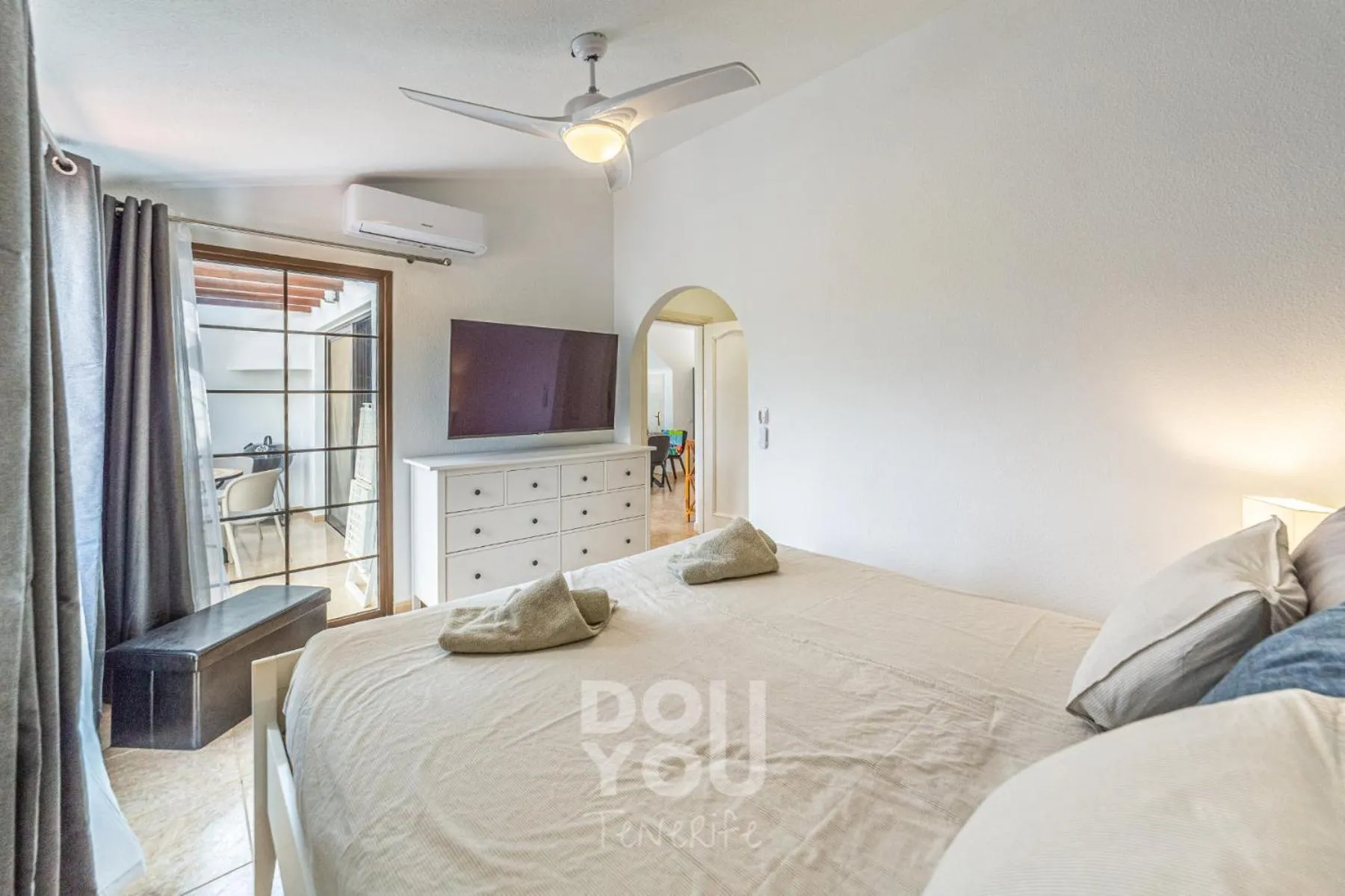 Bed in Apartment Fairways Club